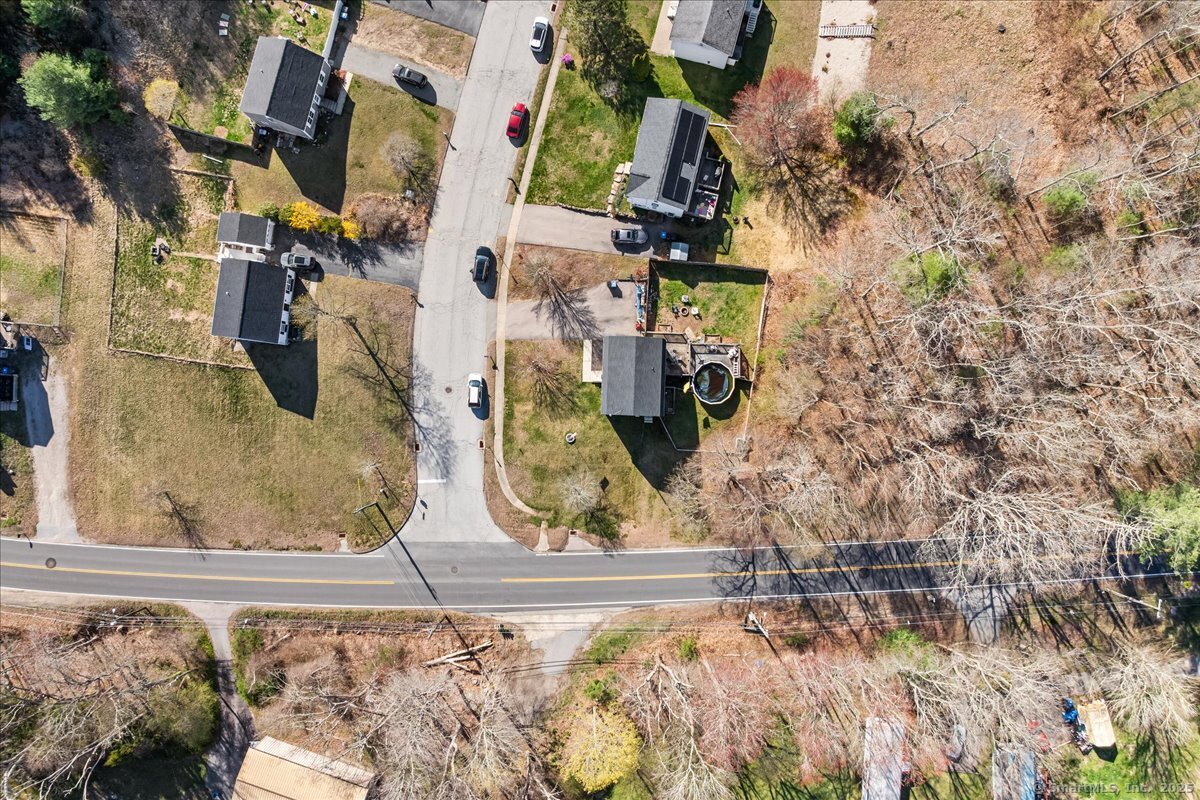 156 Cottonwood Lane, Montville, Connecticut image 6