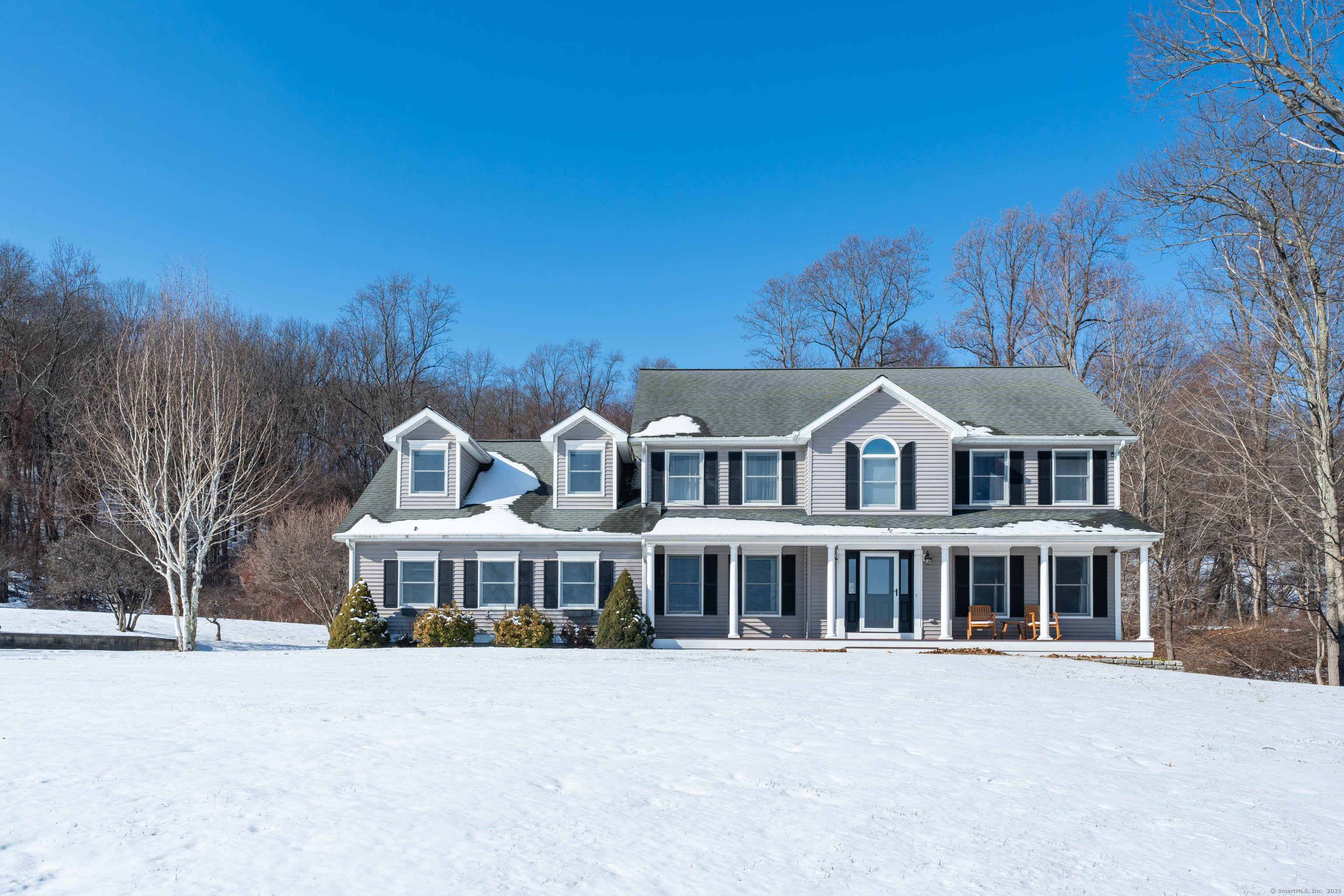 Property for Sale at Farmingberry Drive, Southington, Connecticut - Bedrooms: 3 
Bathrooms: 3 
Rooms: 9  - $740,000