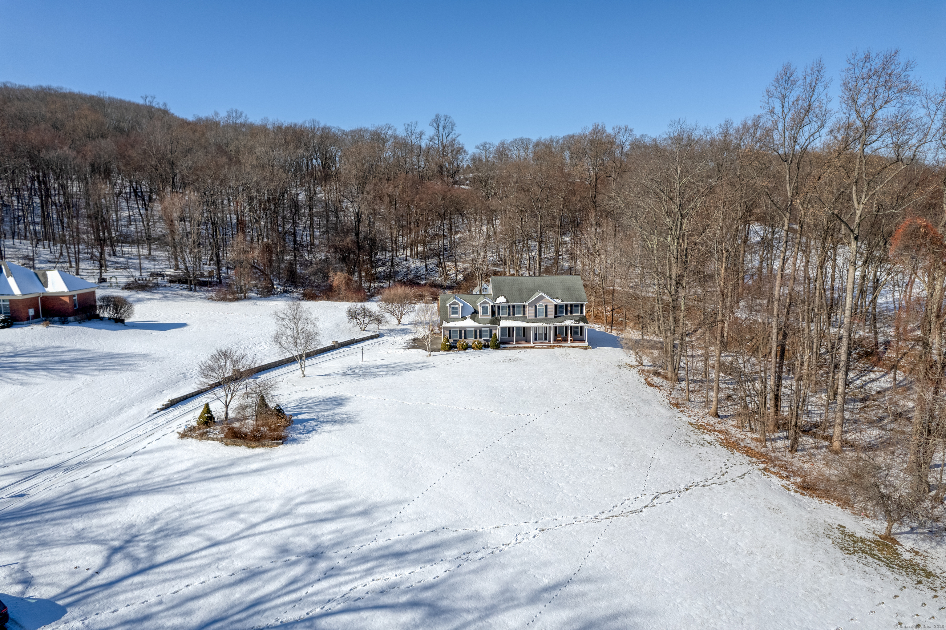 96 Farmingberry Drive, Southington, Connecticut image 3