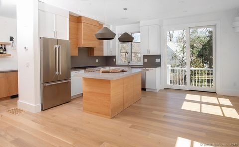 Tiny photo for 6 Down River Road #B, New Canaan, CT 06840 (MLS # 24153582)