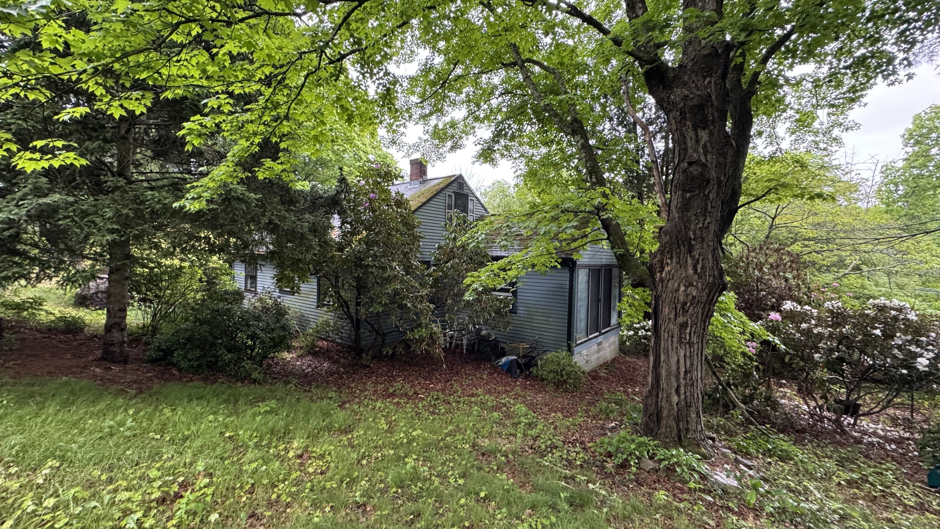 309 Storrs Road