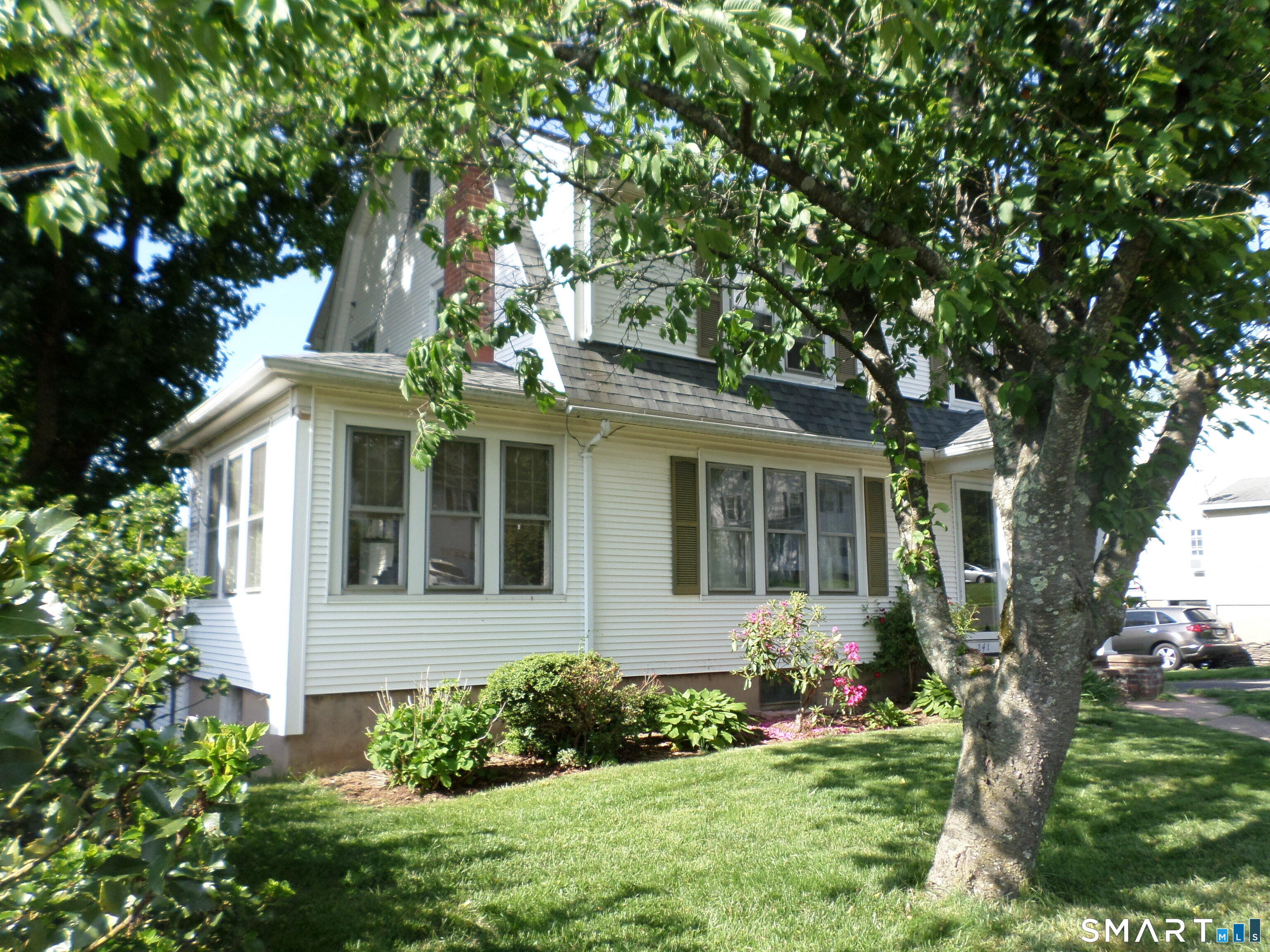 241 Henry Street