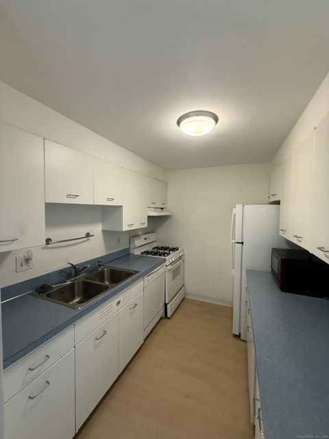 Tiny photo for 30 Woodland Street #APT 12P, Hartford, CT 06105 (MLS # 24133466)