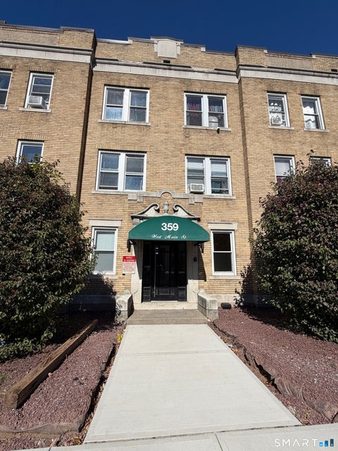 Photo of 359 W Main Street #2W, New Britain, CT 06052 (MLS # 24216995)