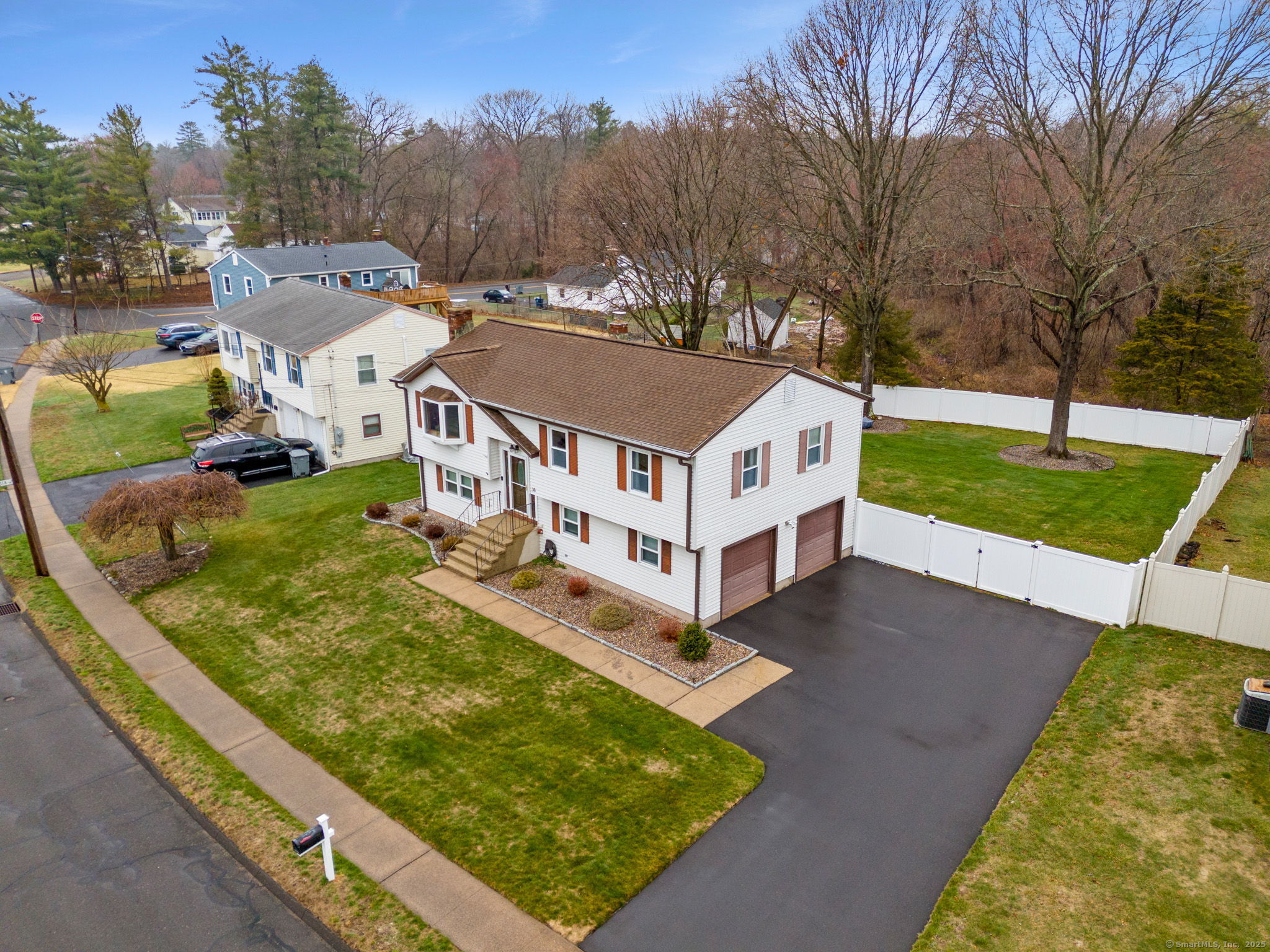 36 Rosemont Drive, Plainville, Connecticut image 4