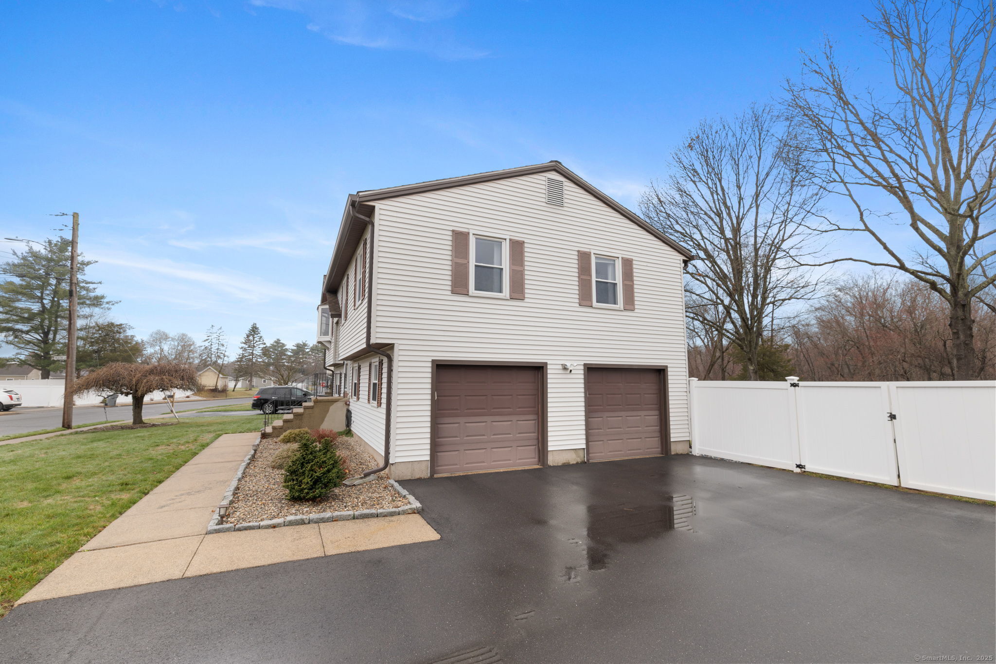 36 Rosemont Drive, Plainville, Connecticut image 3