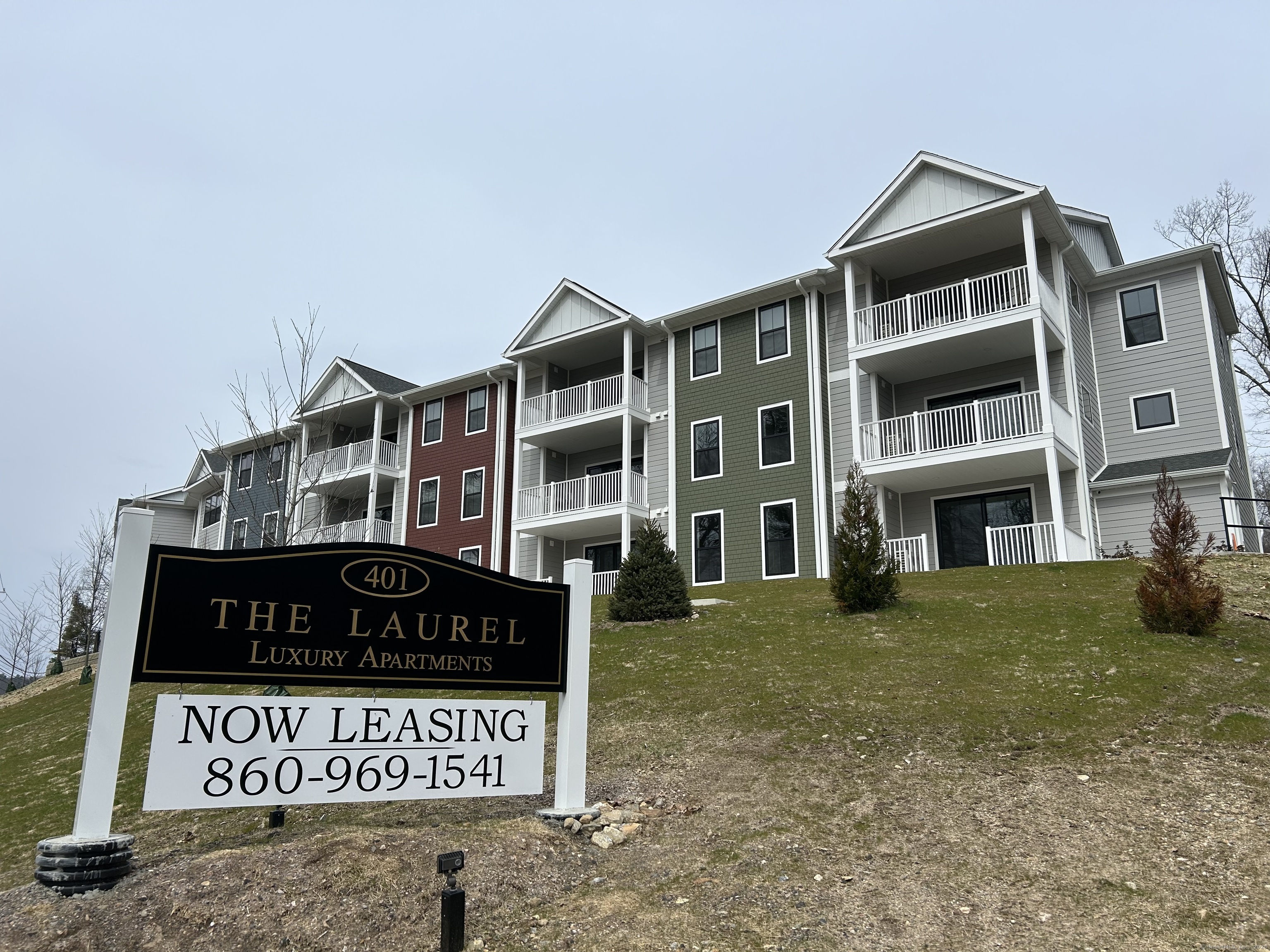 401 Albany Turnpike 306