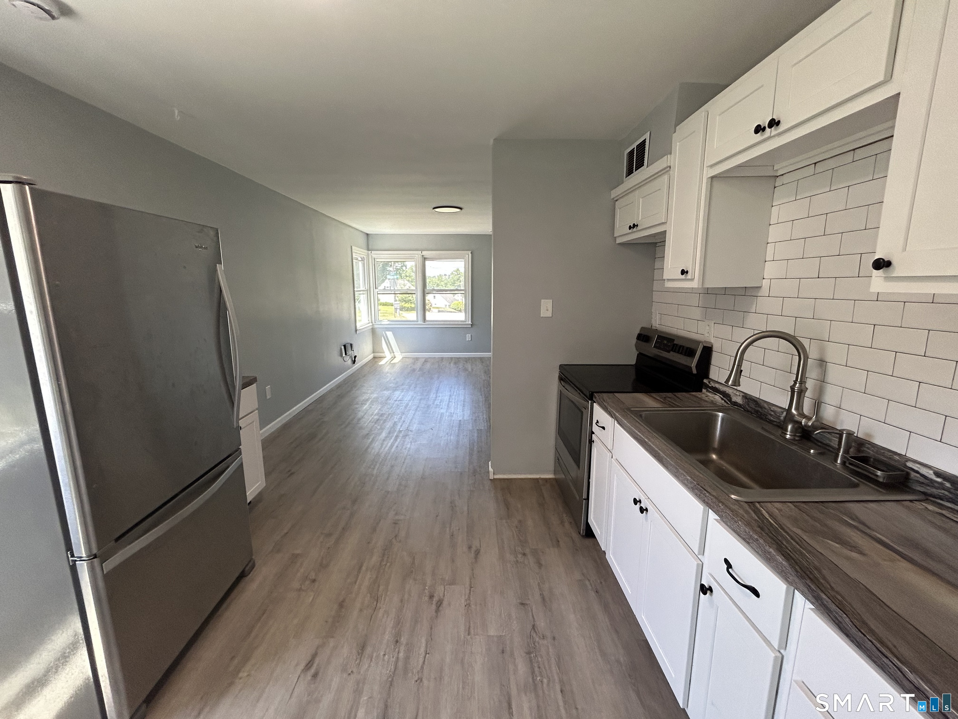 18 Lynwood Drive