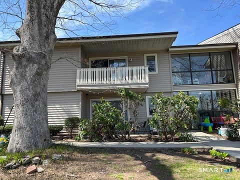 Photo of 20 Henry Street #20, Norwich, CT 06360 (MLS # 24167325)