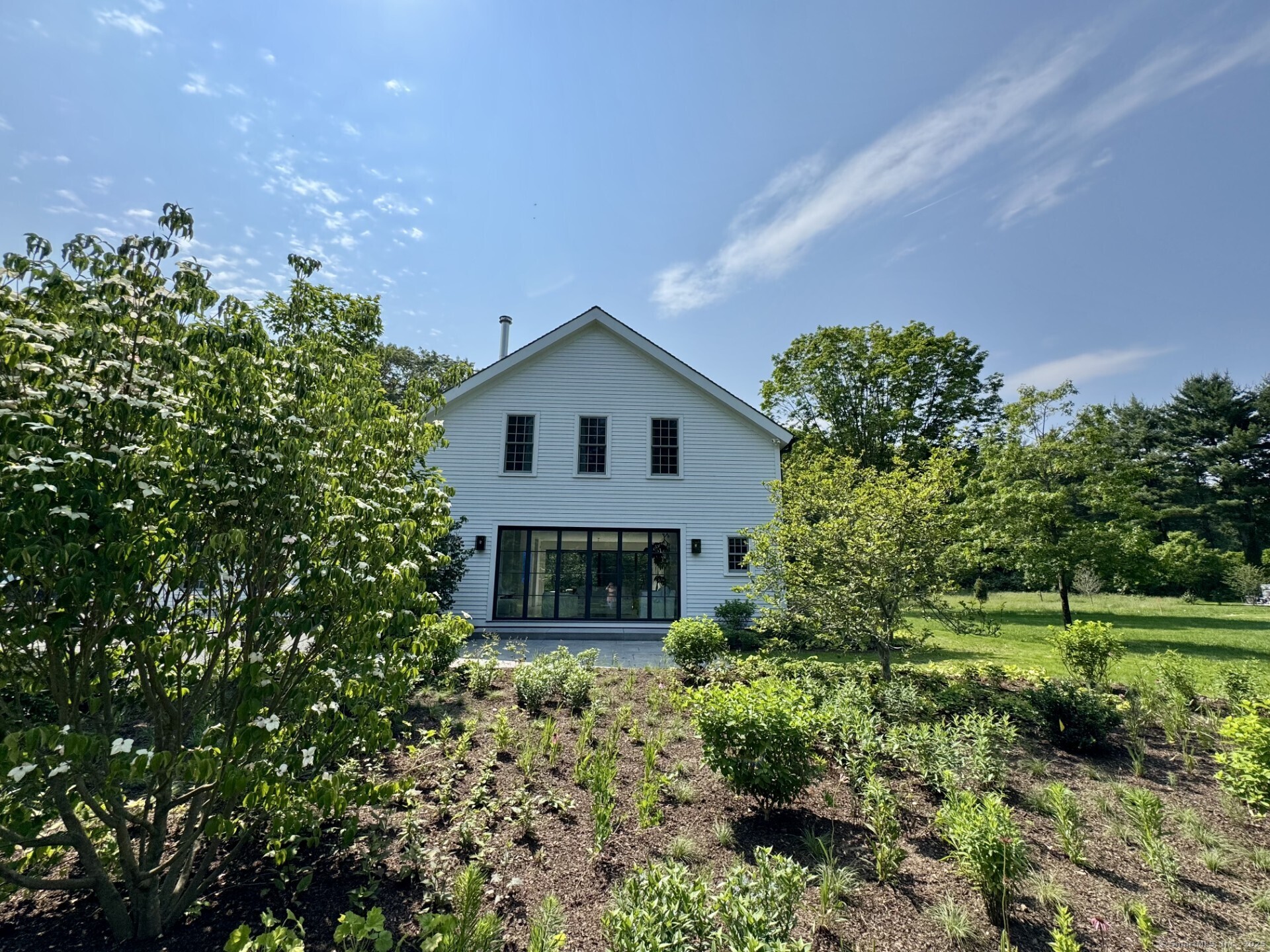 24 Old Roxbury Road