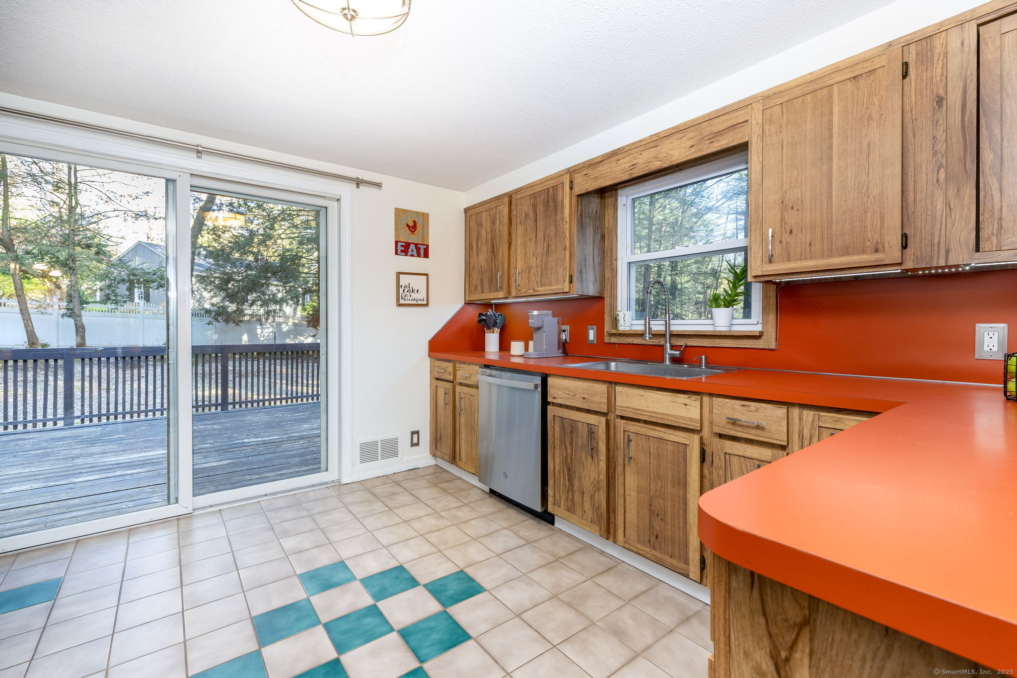 21 Old Meadow Plain Road, Simsbury, Connecticut image 8