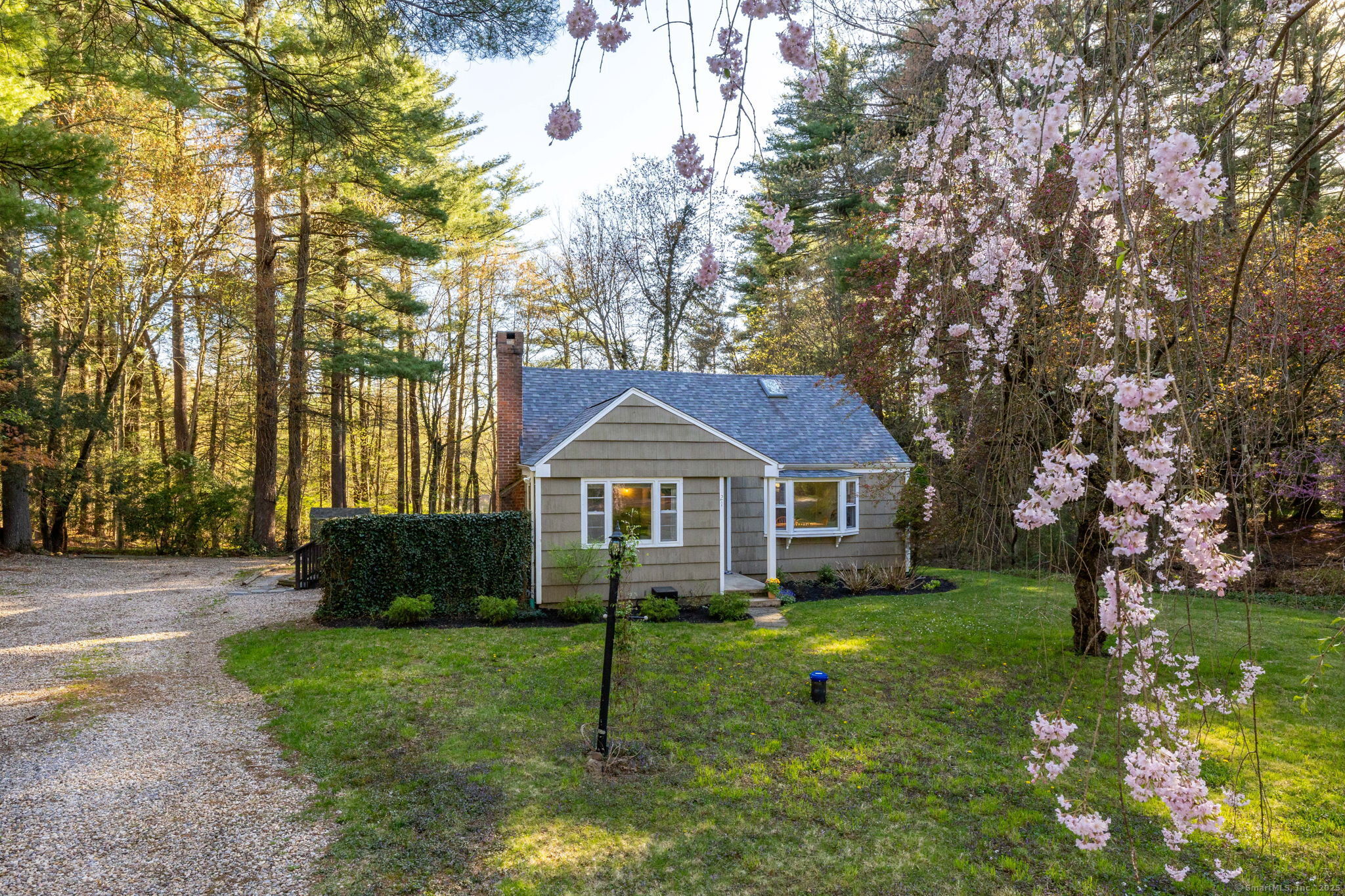 21 Old Meadow Plain Road, Simsbury, Connecticut image 24
