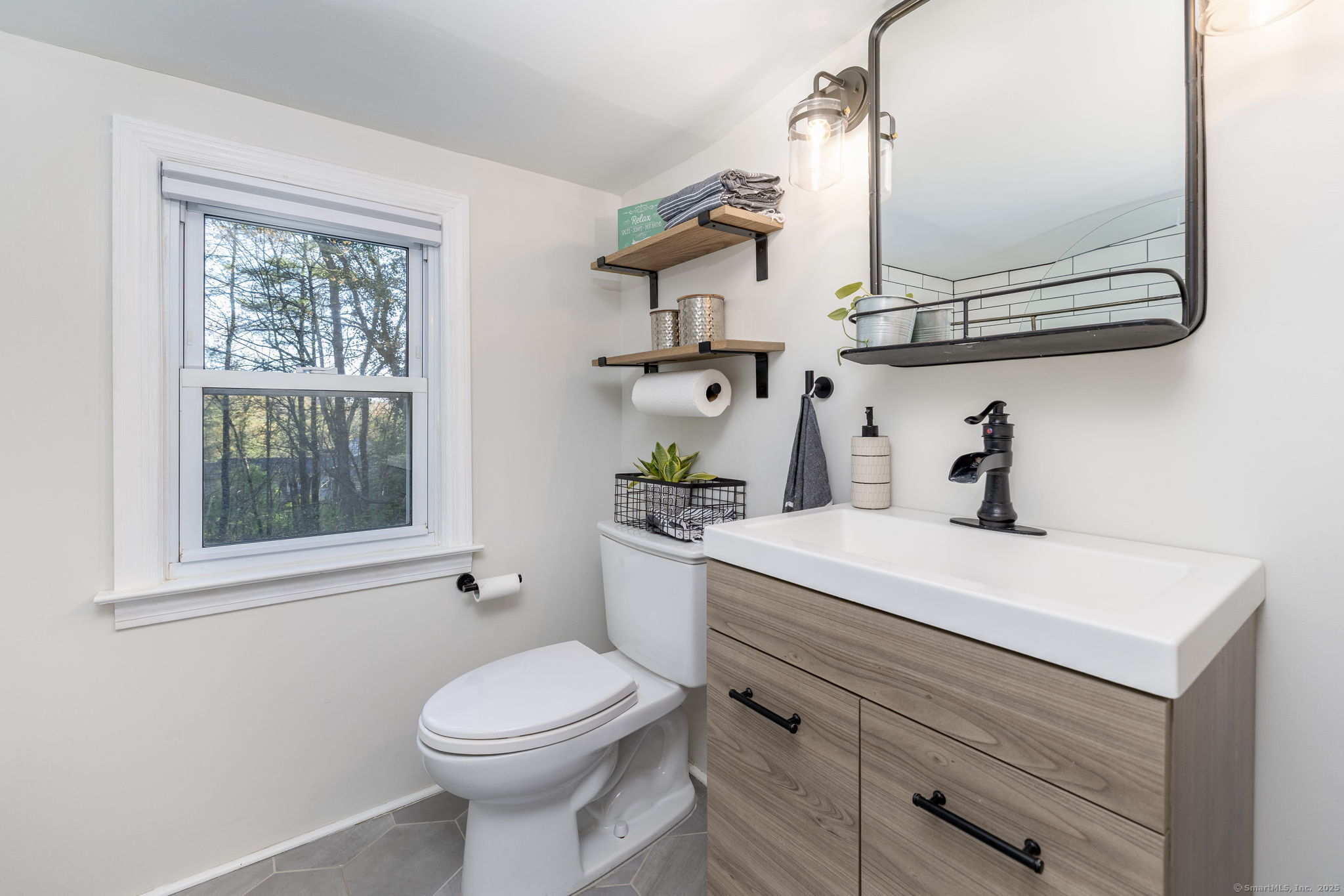 21 Old Meadow Plain Road, Simsbury, Connecticut image 14