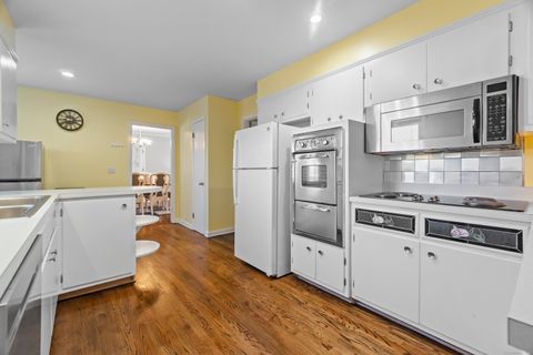 Tiny photo for 650 Evergreen Avenue, Hamden, CT 06518 (MLS # 24135304)