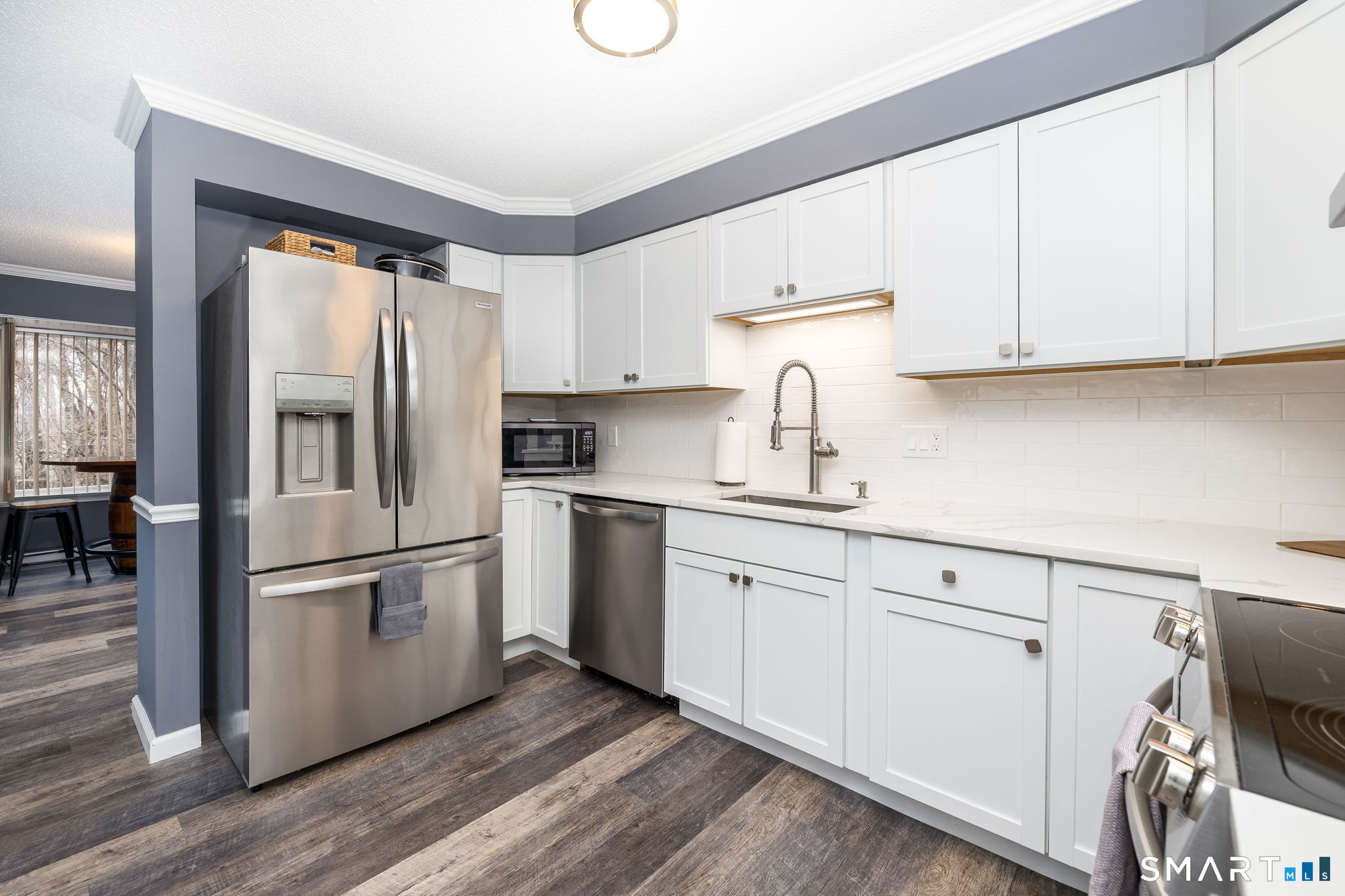 27 Folkstone Road APT C