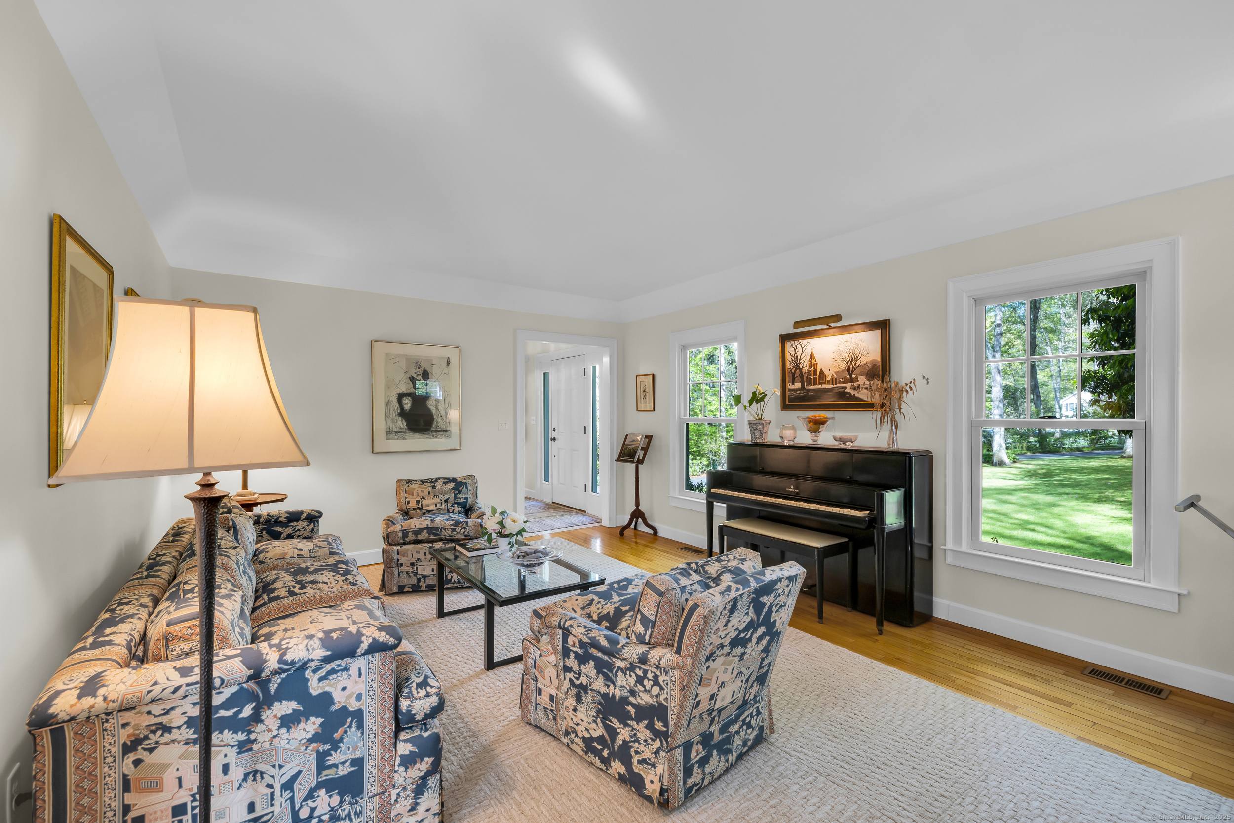 31 Meadowbrook Road