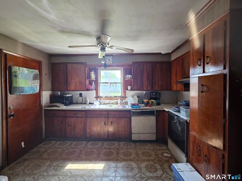23 Dan Parker Drive Waterbury CT 06704
