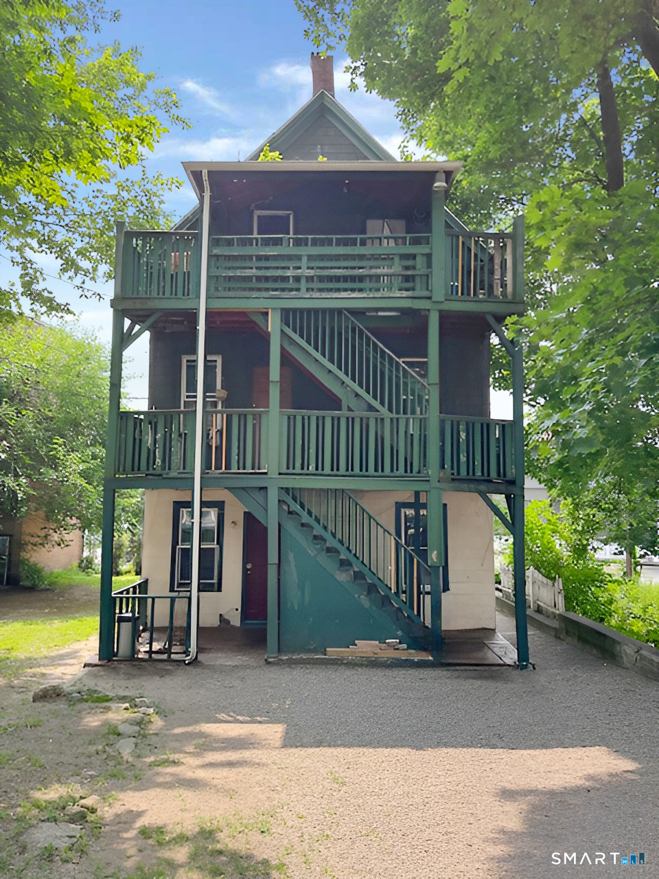 807 East Main Street