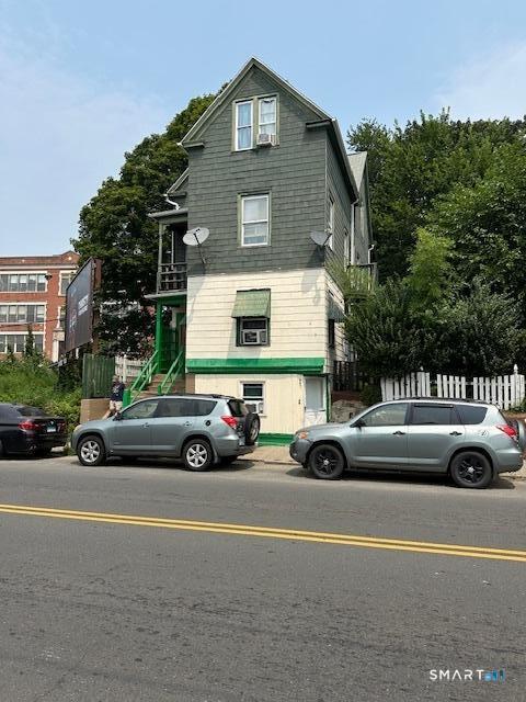 Waterbury, Connecticut 06705, United States, 10 Bedrooms Bedrooms, ,8 BathroomsBathrooms,Residential,Active,255256