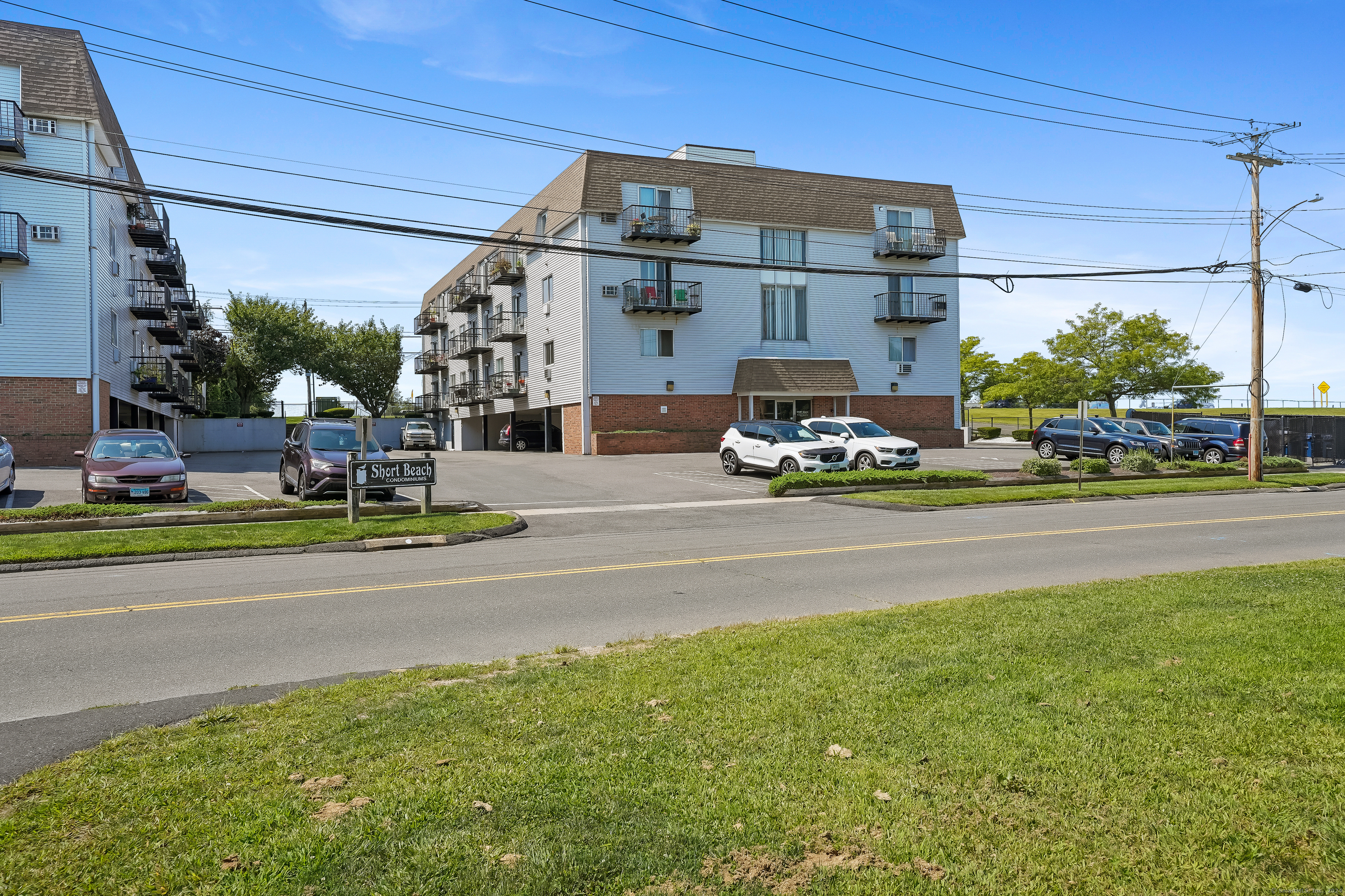 115 Short Beach Road 109, Stratford, Connecticut - 1 Bedrooms  
1 Bathrooms  
3 Rooms - 