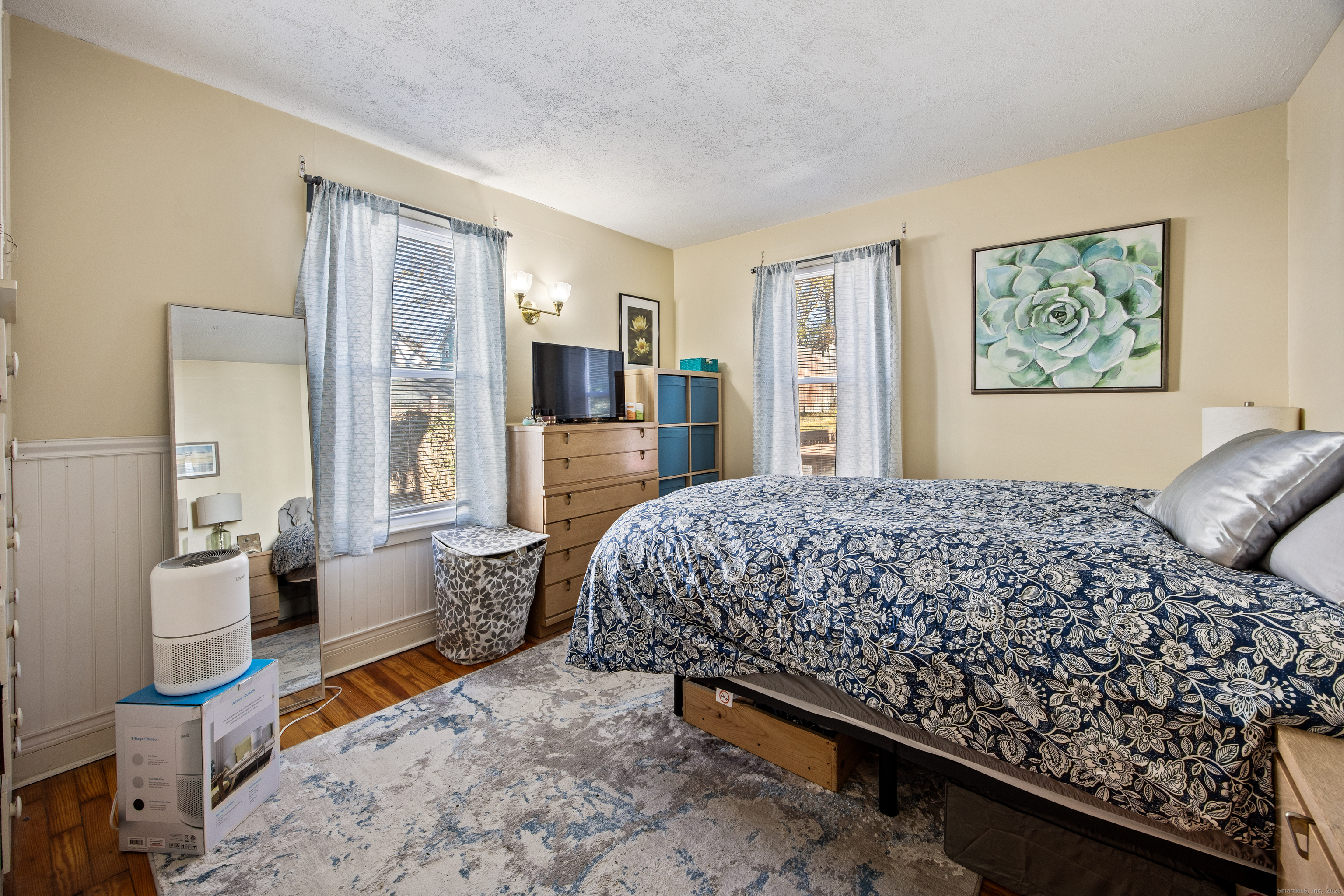 180 South Whittlesey Avenue