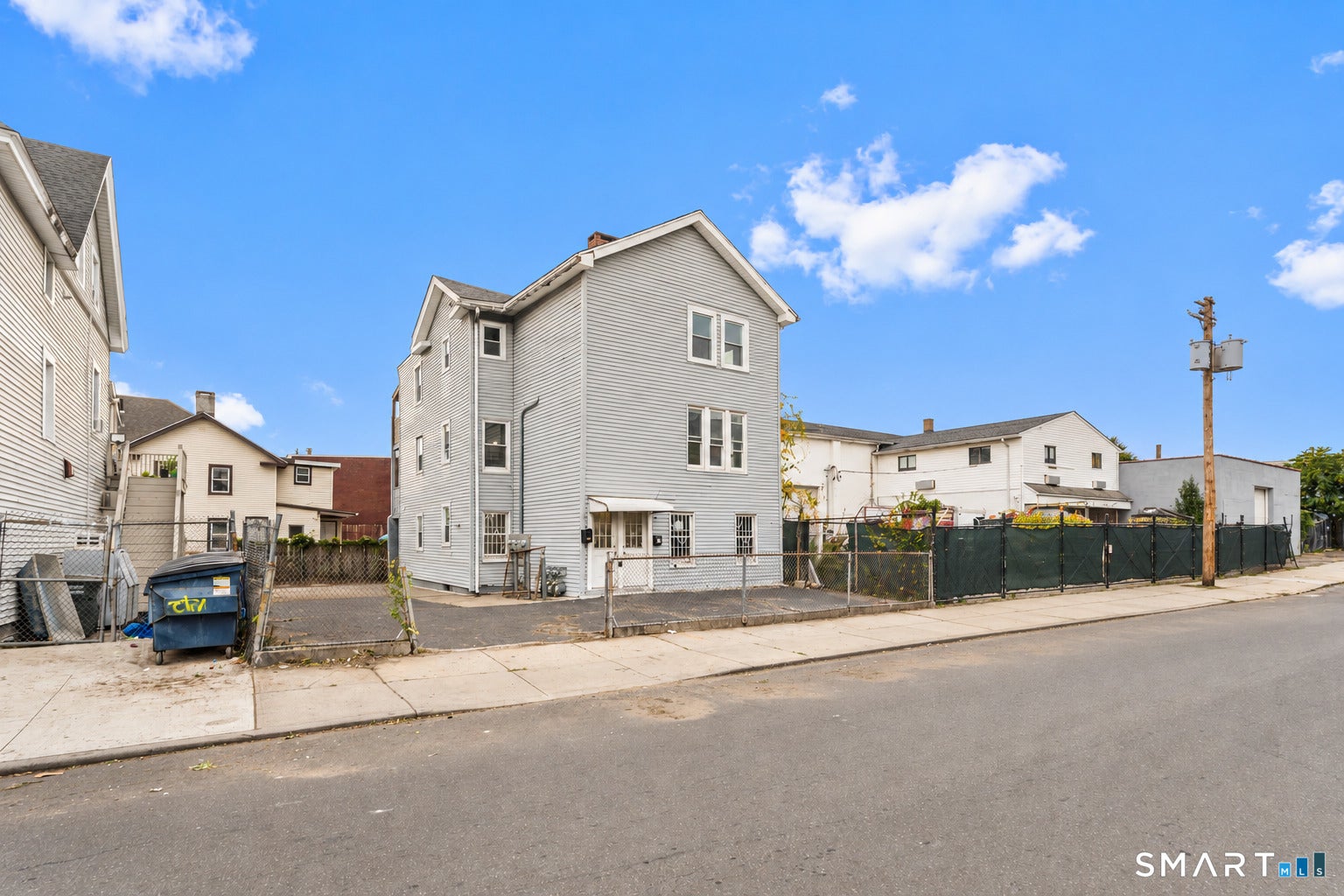 383 Harral Avenue