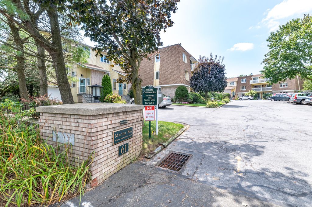 Photo of 61 Seaview Avenue #APT 76, Stamford, CT 06902 (MLS # 24140962)