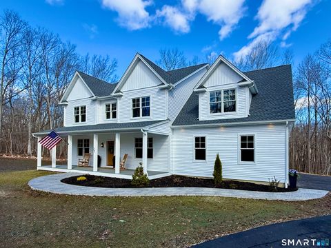 27 Greenwich Place Colchester CT 06415