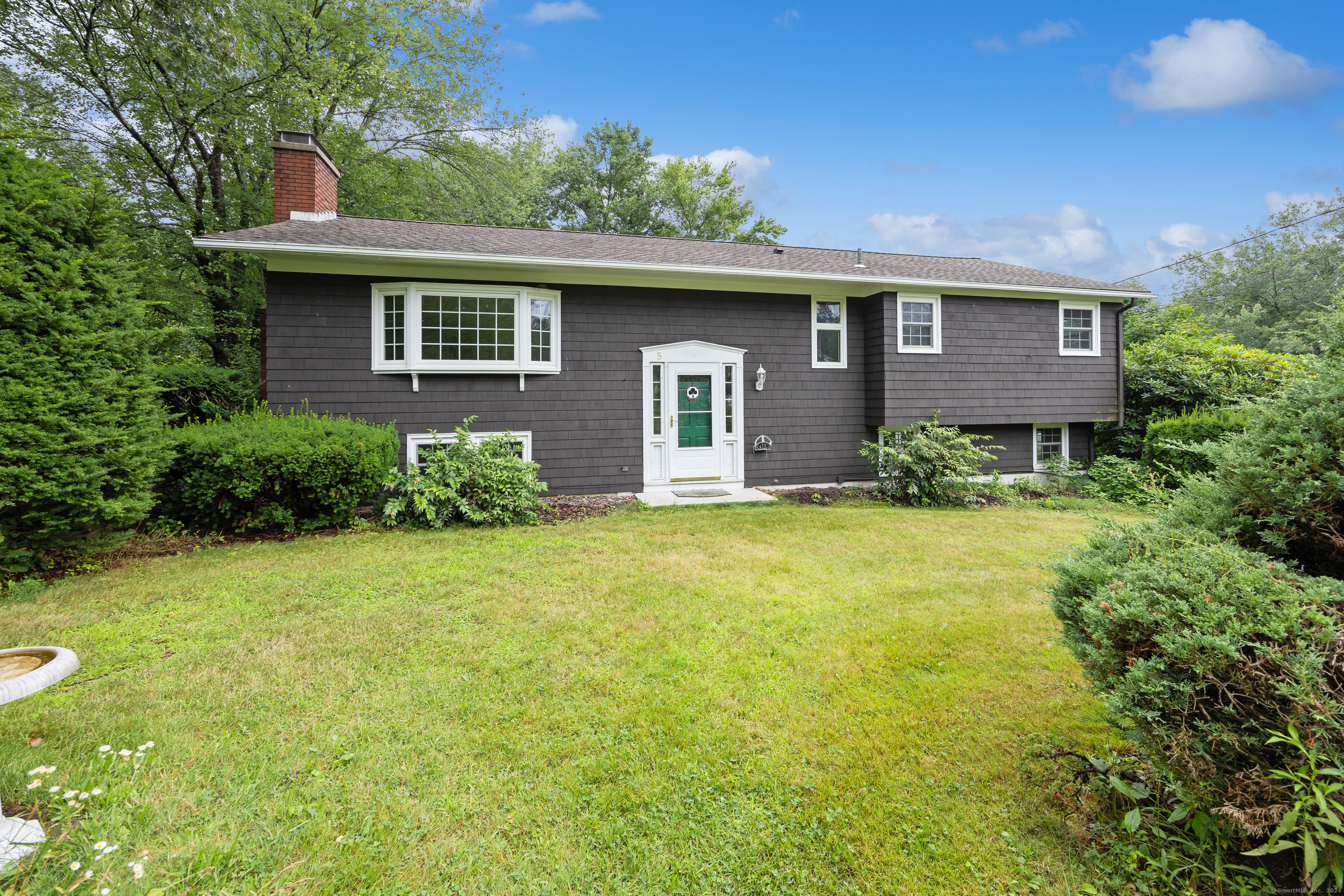Property for Sale at 5 Trolane Road, Watertown, Connecticut - Bedrooms: 4 
Bathrooms: 3 
Rooms: 7  - $375,000
