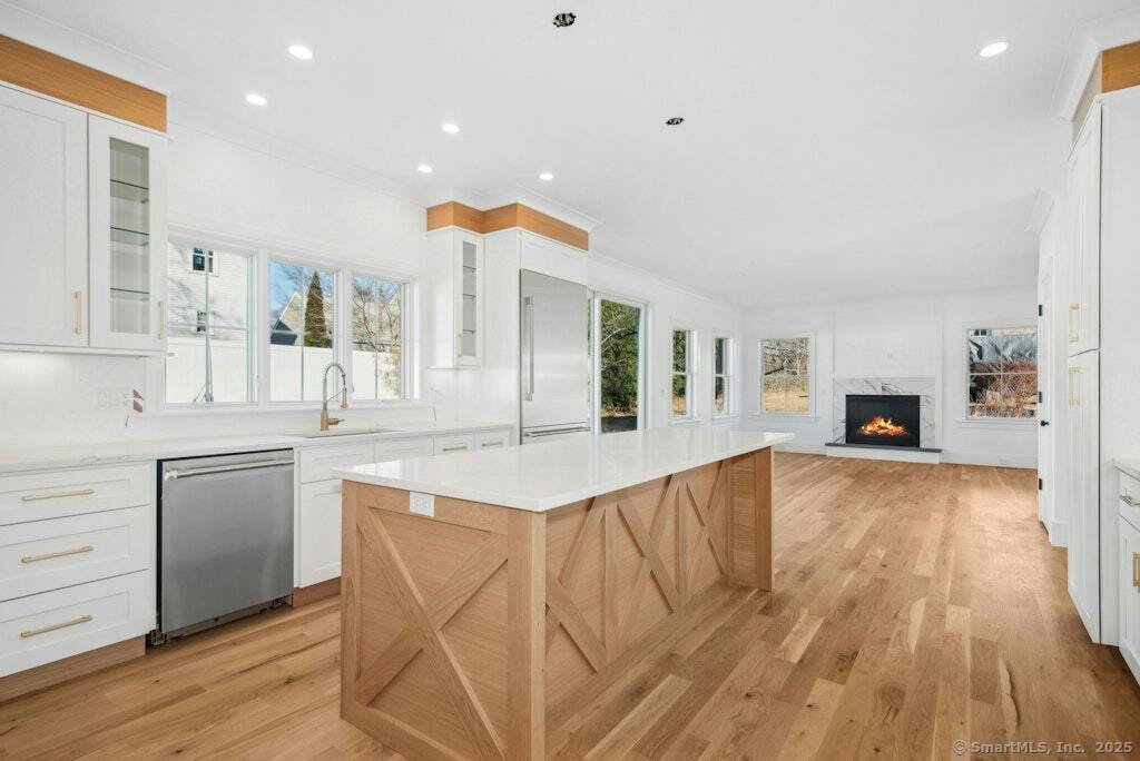 210 Pansy Road
