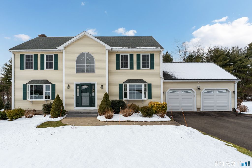 Photo of 10 Melissa Drive, North Haven, CT 06473 (MLS # 24146435)