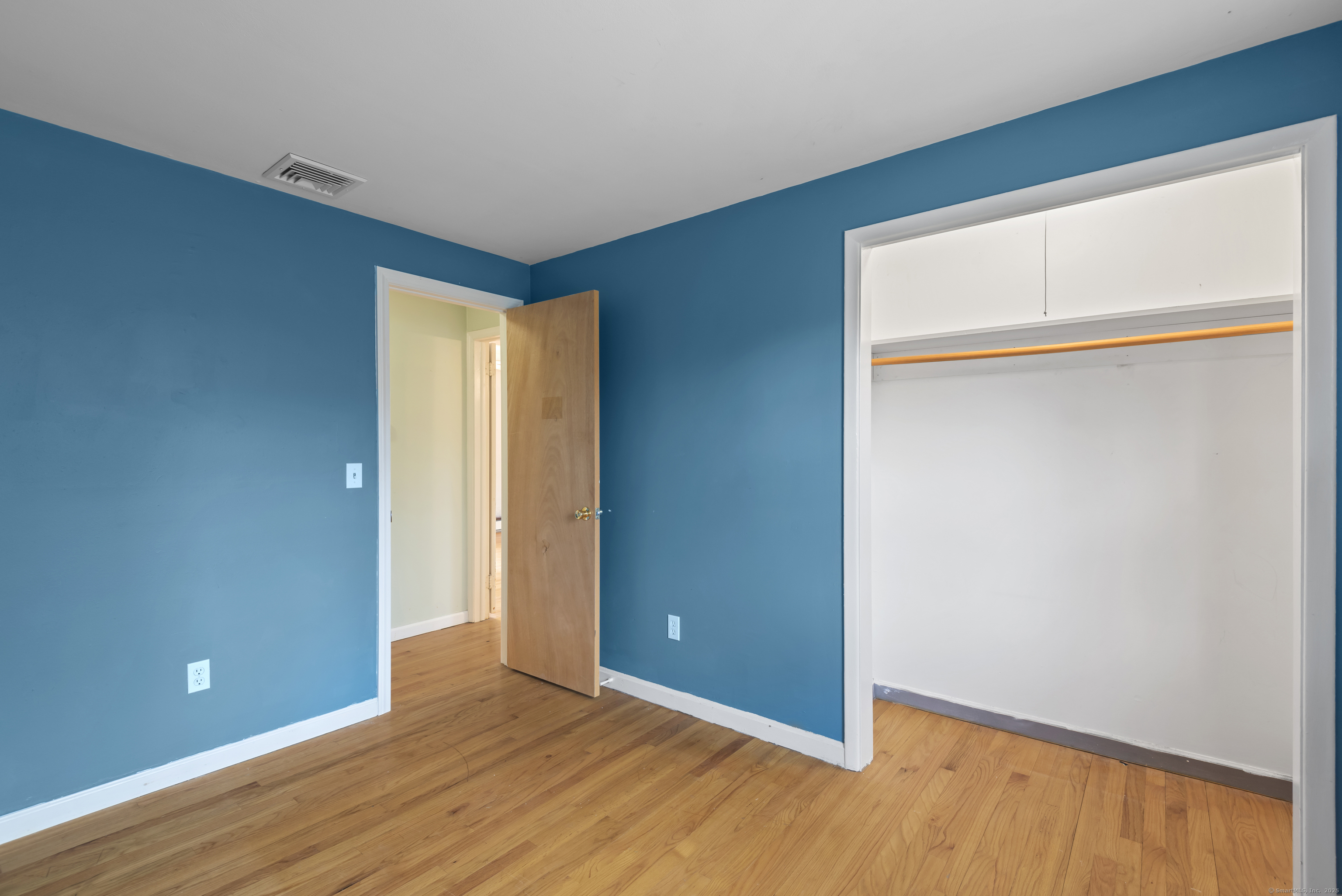 9 Pine Tree Drive, Branford, Connecticut image 24
