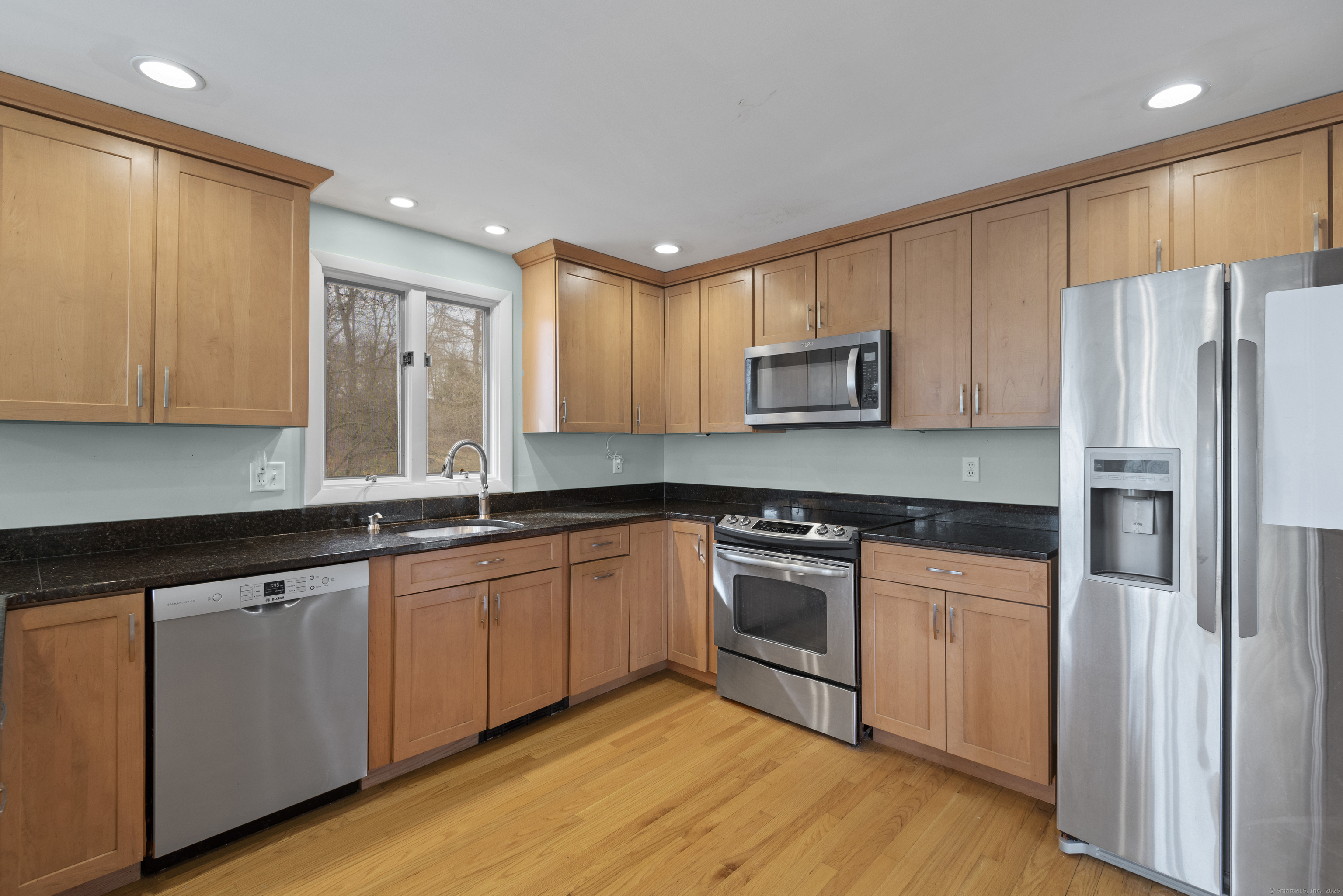 9 Pine Tree Drive, Branford, Connecticut image 8