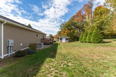 Tiny photo for 1 High Ridge Circle, Montville, CT 06382 (MLS # 24132342)