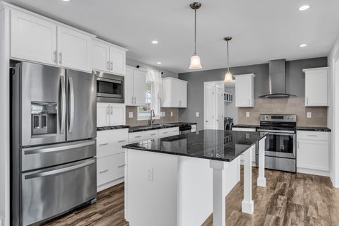 Tiny photo for 1 High Ridge Circle, Montville, CT 06382 (MLS # 24132342)