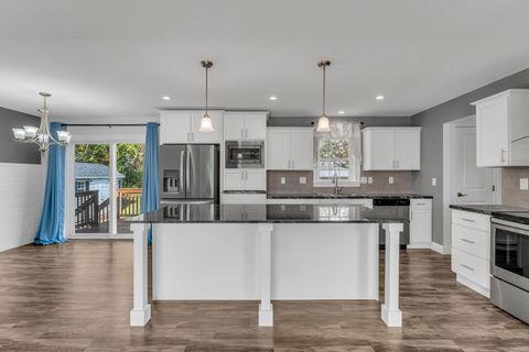Tiny photo for 1 High Ridge Circle, Montville, CT 06382 (MLS # 24132342)