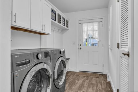 Tiny photo for 1 High Ridge Circle, Montville, CT 06382 (MLS # 24132342)