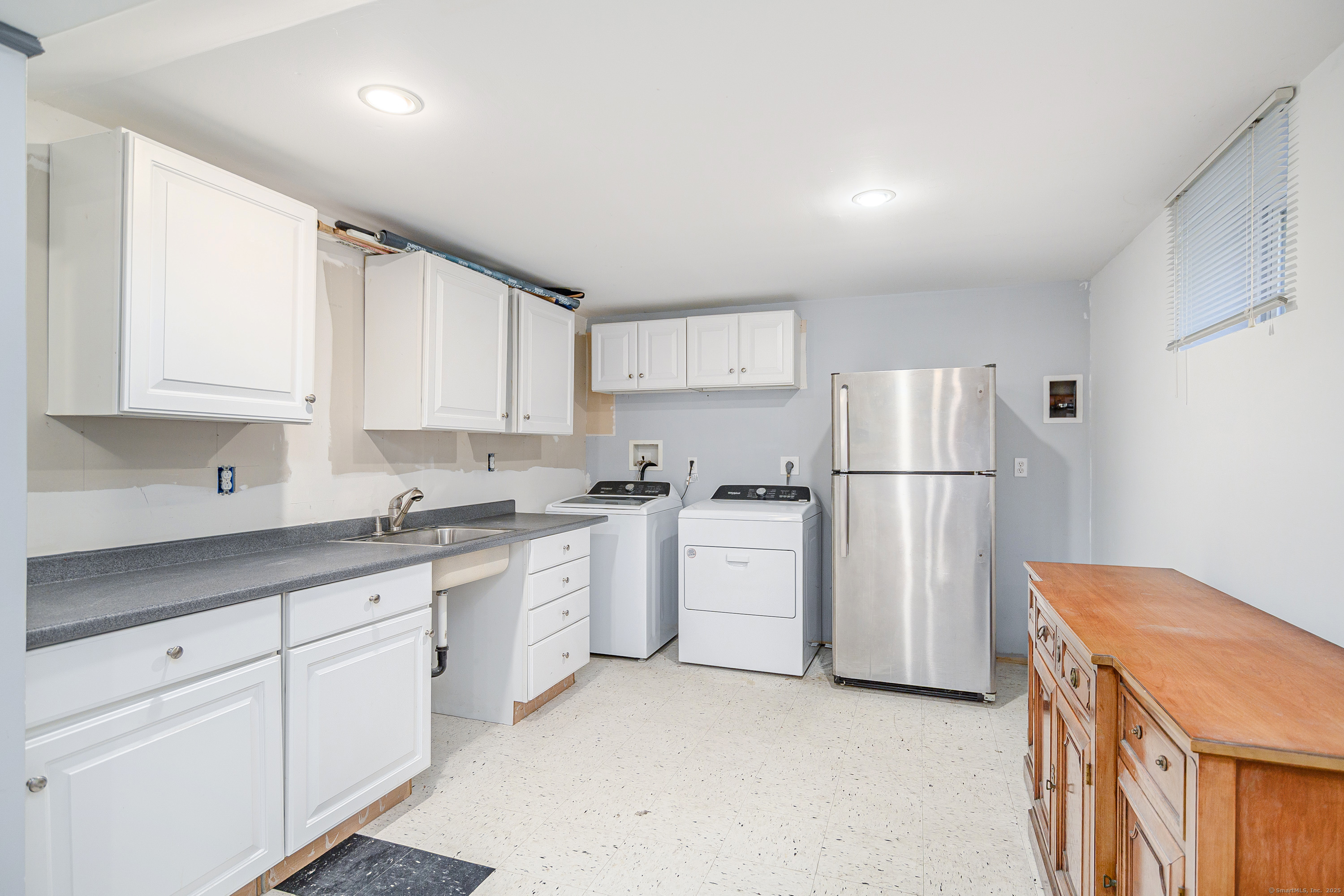 28 Sherry Lane, Danbury, Connecticut image 25