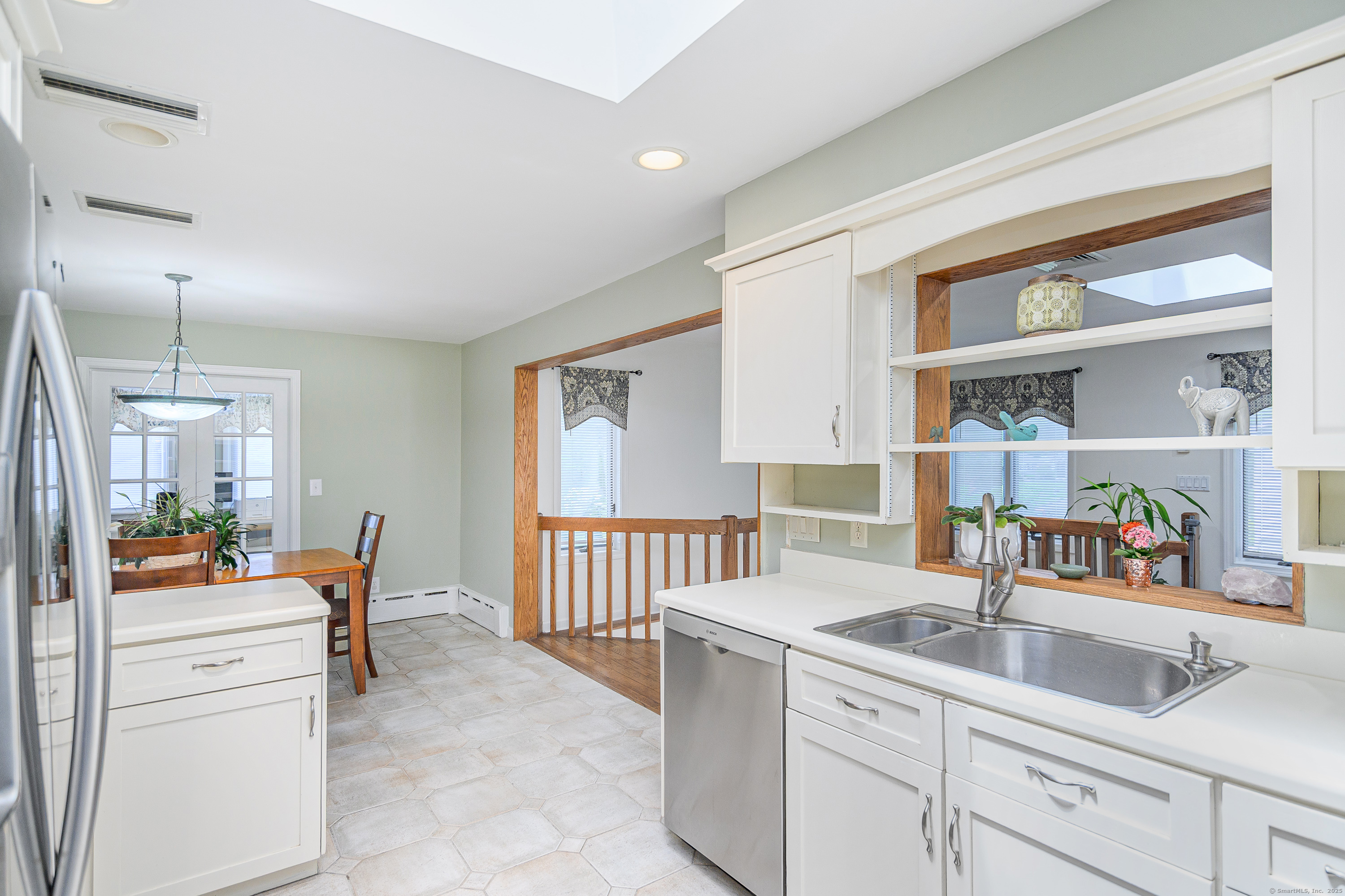 28 Sherry Lane, Danbury, Connecticut image 7