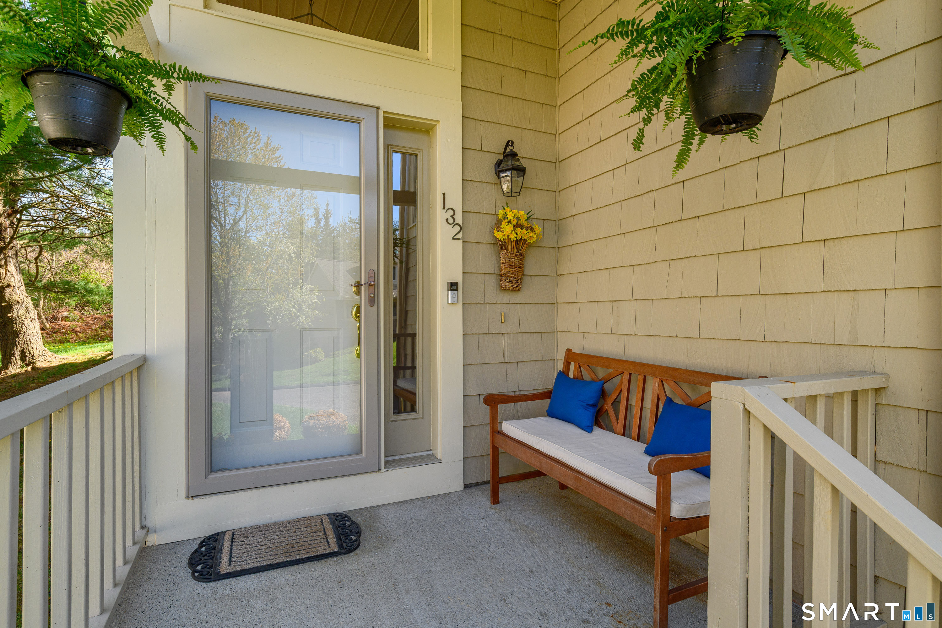 12 Boulevard Drive 22-132