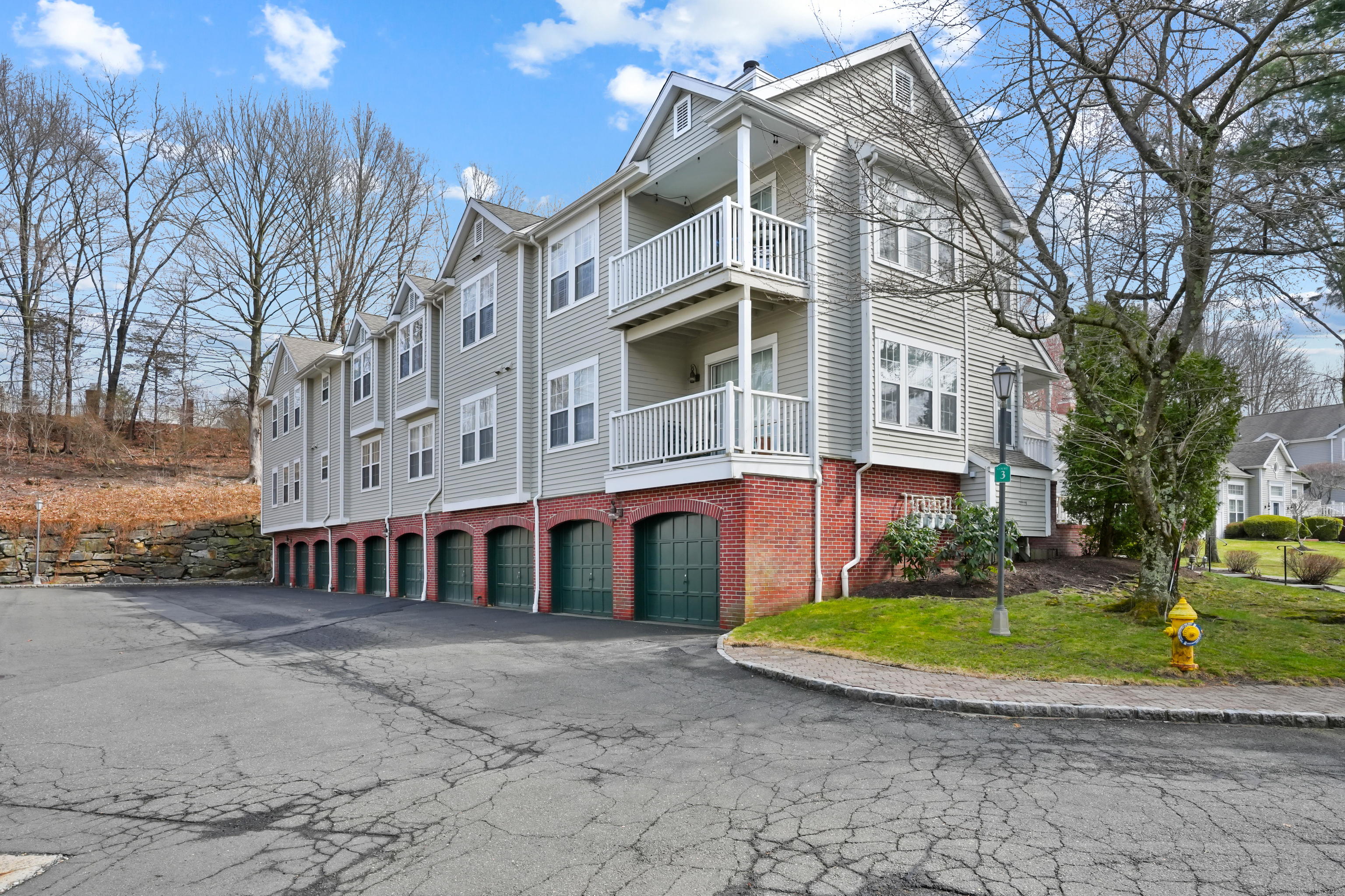 277 Mayfield Drive #277, Trumbull, Connecticut image 21