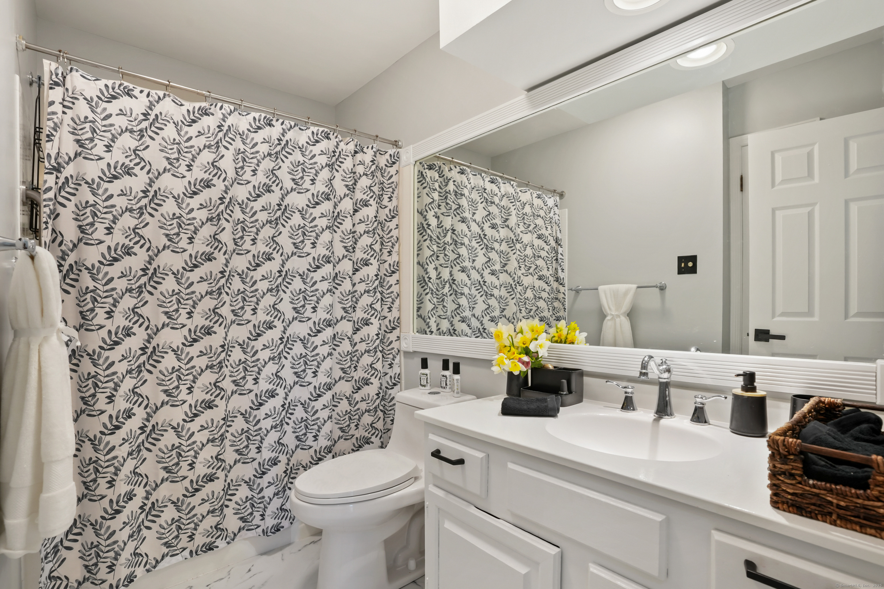 277 Mayfield Drive #277, Trumbull, Connecticut image 18