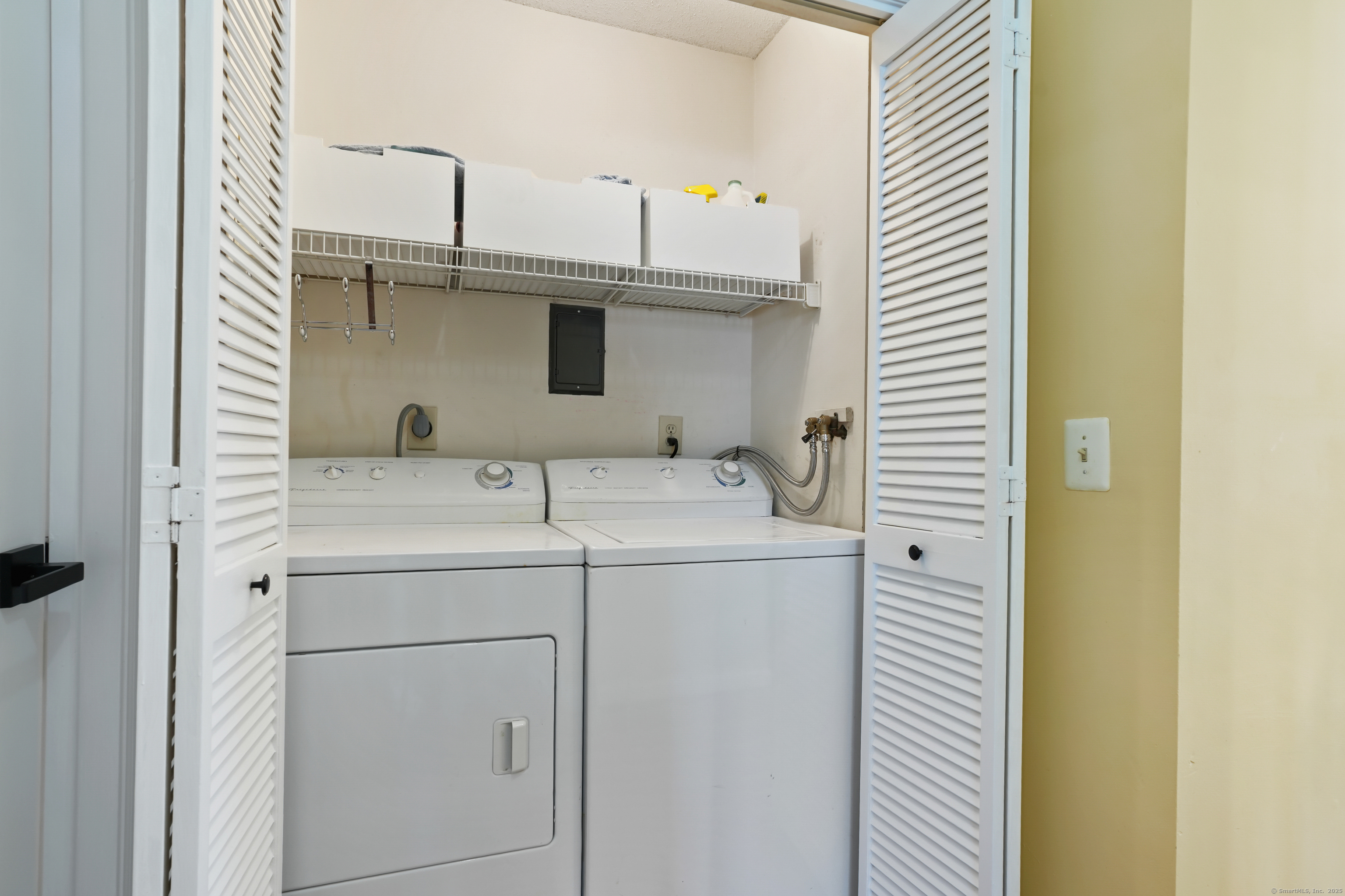 277 Mayfield Drive #277, Trumbull, Connecticut image 19