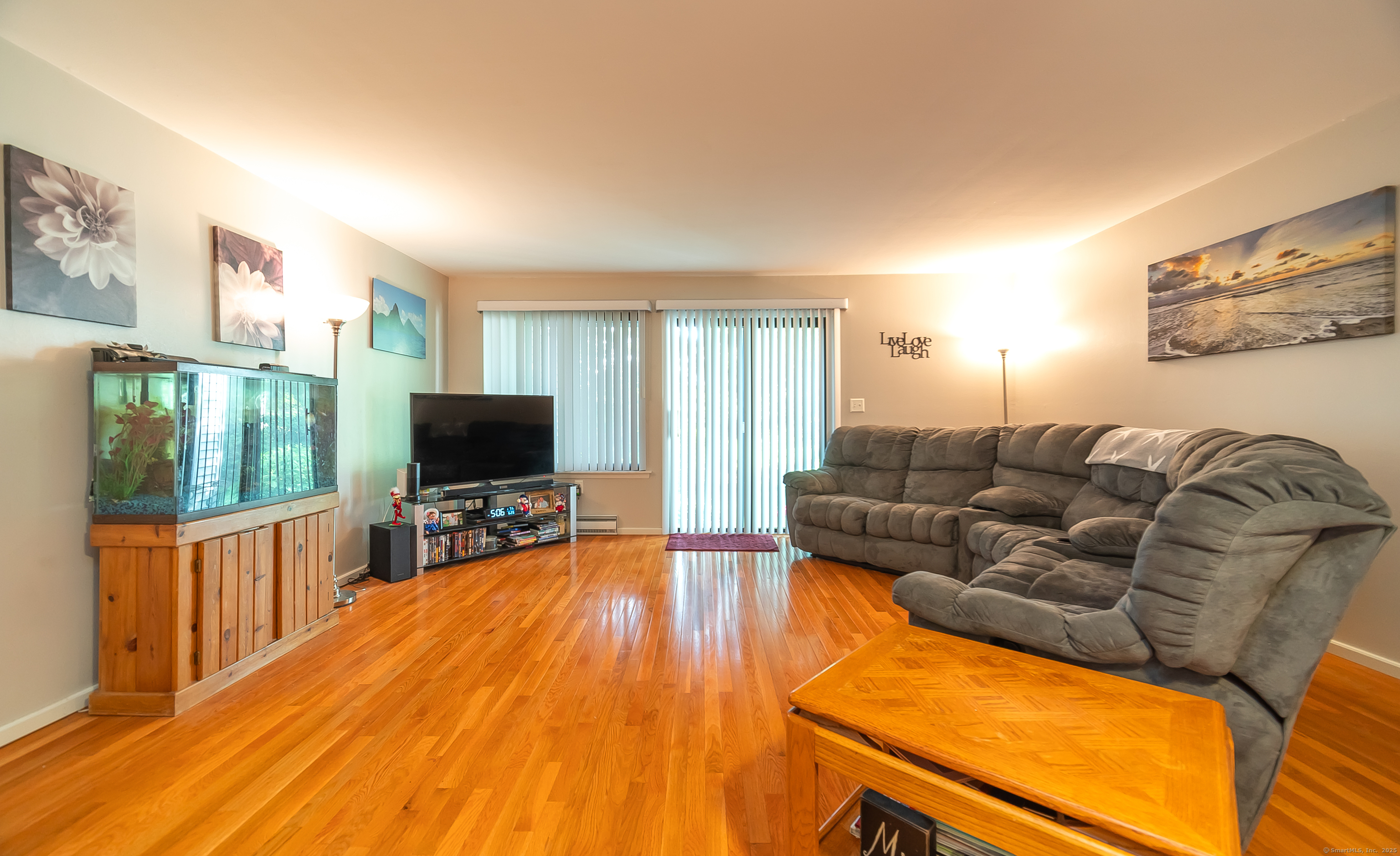 Cromwell, Connecticut 06416, United States, 2 Bedrooms Bedrooms, ,2 BathroomsBathrooms,Residential,Pending,214476