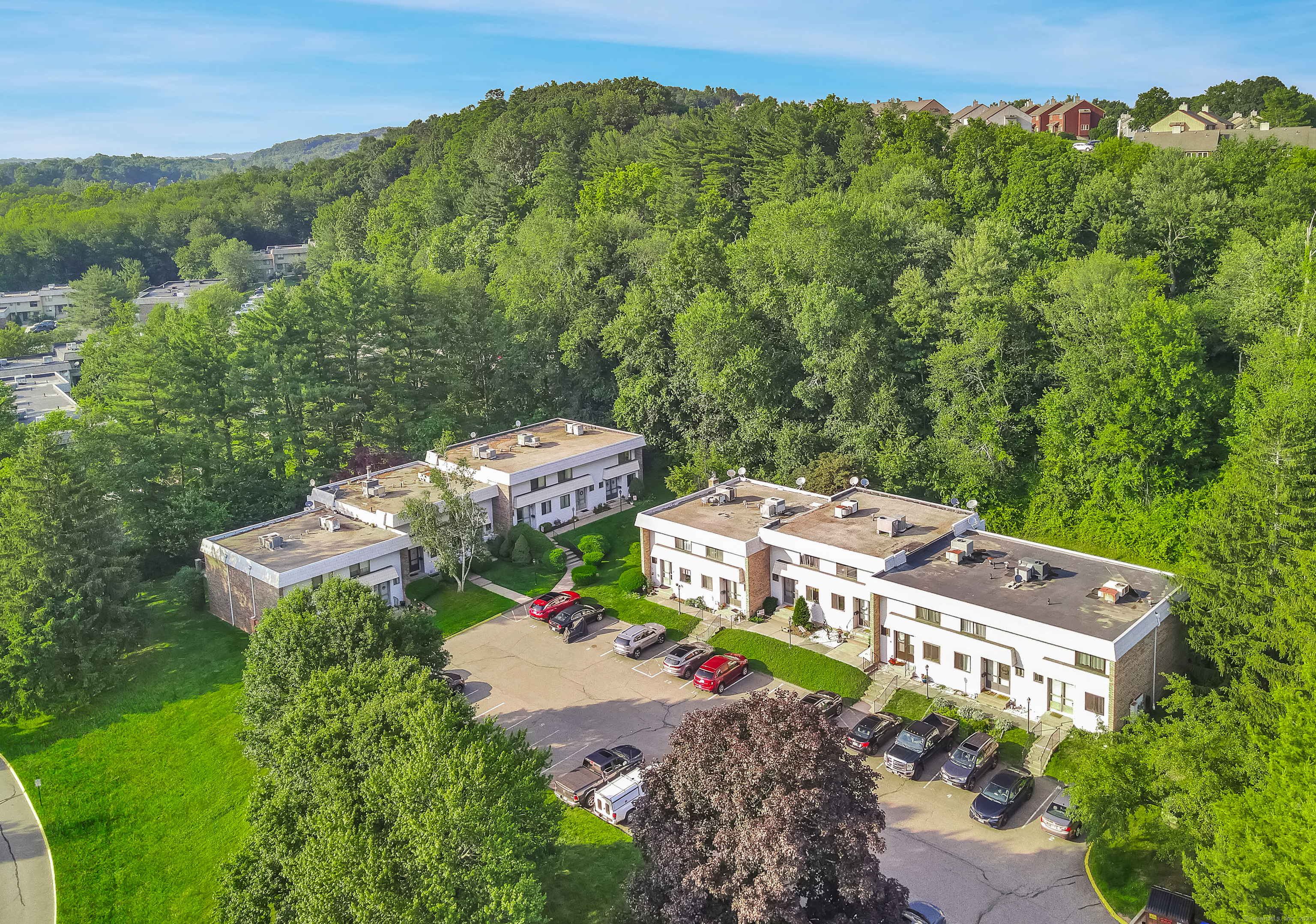 Cromwell, Connecticut 06416, United States, 2 Bedrooms Bedrooms, ,2 BathroomsBathrooms,Residential,Pending,214476