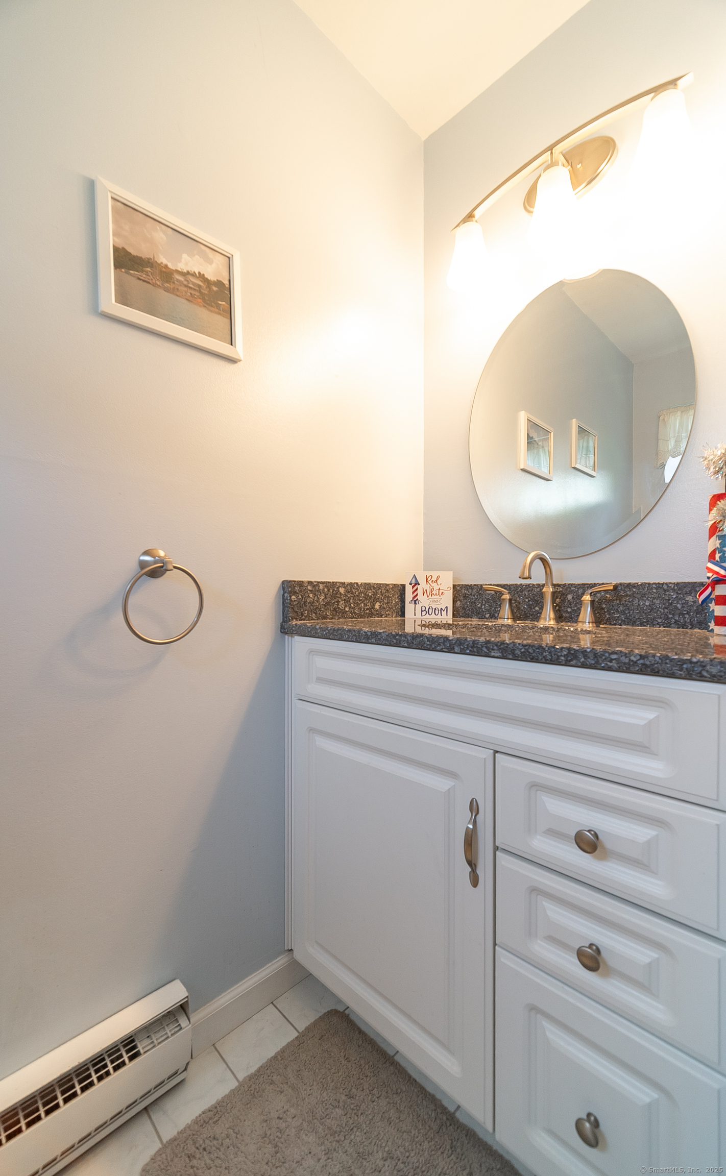 Cromwell, Connecticut 06416, United States, 2 Bedrooms Bedrooms, ,2 BathroomsBathrooms,Residential,Pending,214476