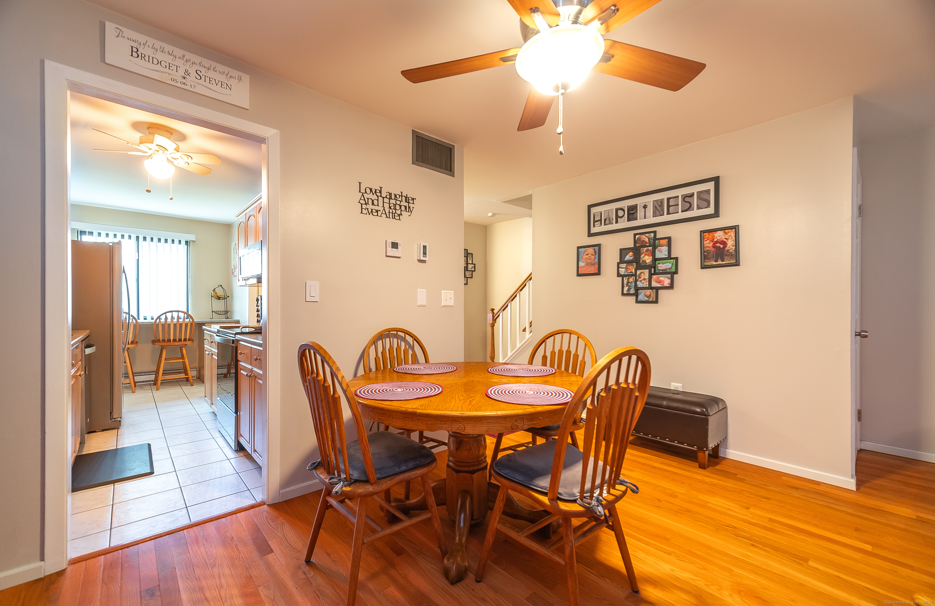 Cromwell, Connecticut 06416, United States, 2 Bedrooms Bedrooms, ,2 BathroomsBathrooms,Residential,Pending,214476