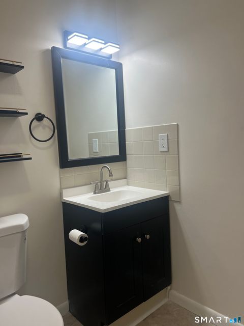 Tiny photo for 3370 Madison Avenue #10B, Bridgeport, CT 06606 (MLS # 24149581)