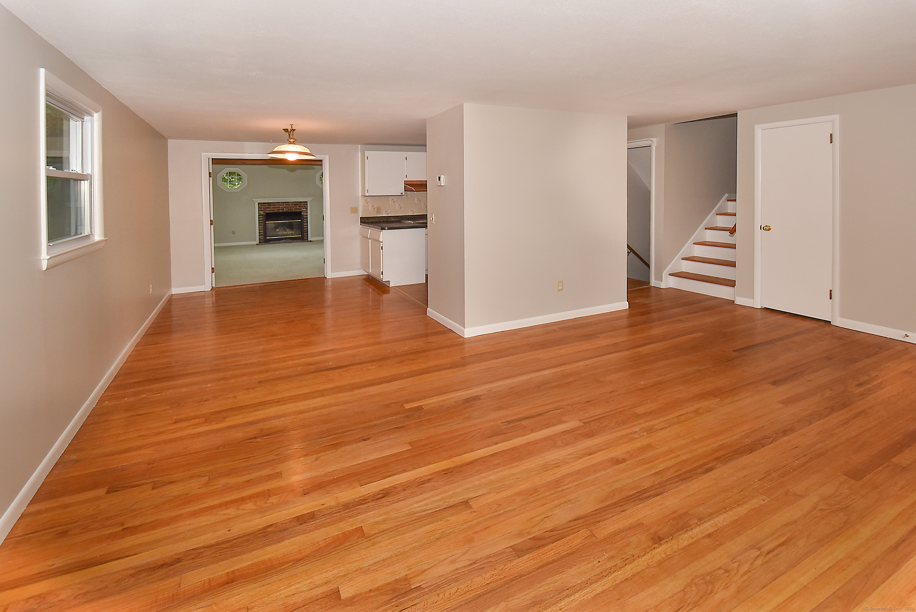 15 Ahern Drive, South Windsor, Connecticut image 6