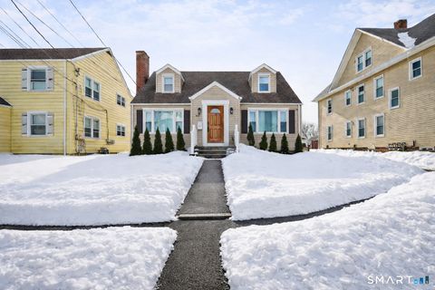 Photo of 457 Summit Street, Bridgeport, CT 06606 (MLS # 24154151)